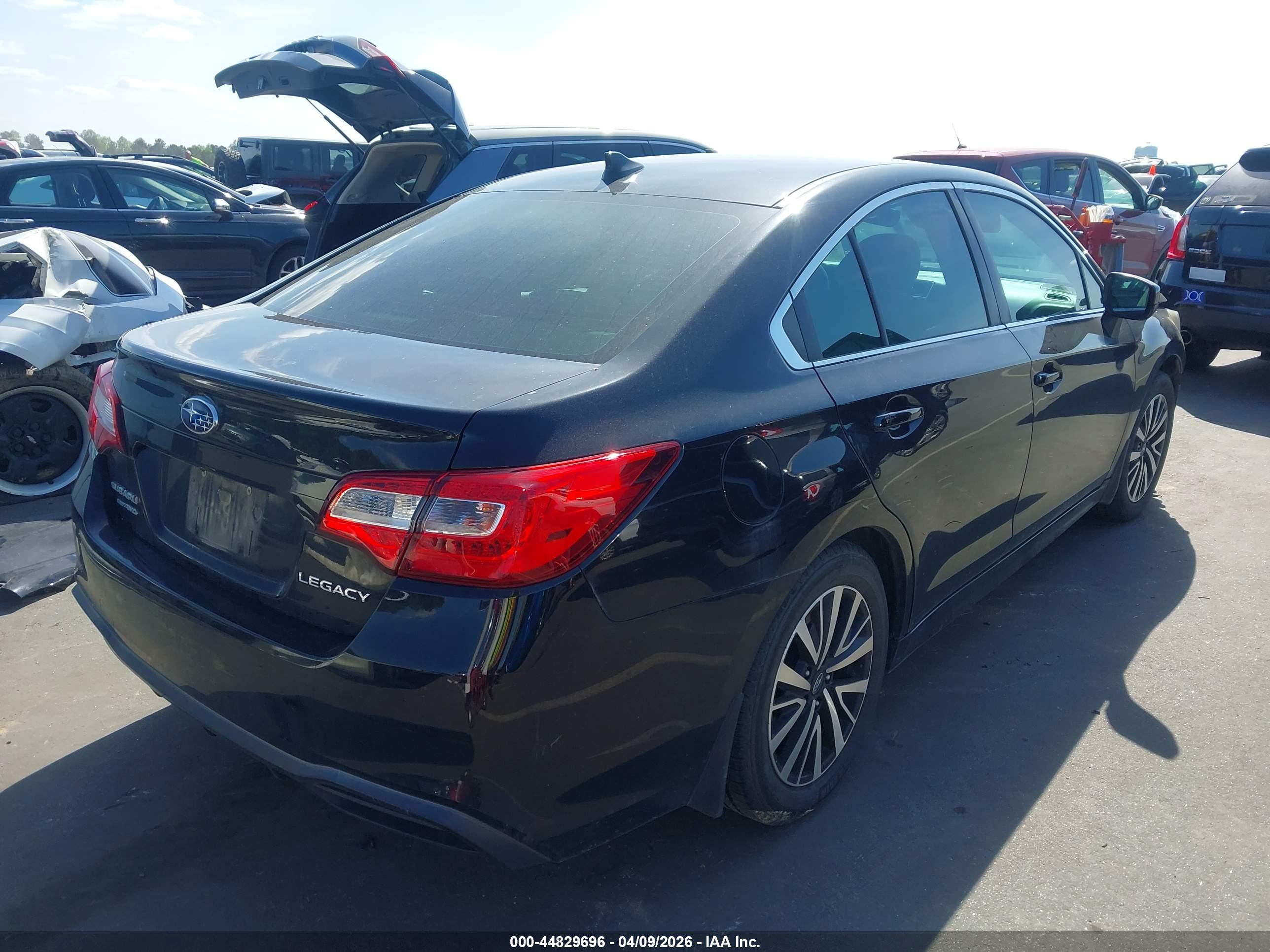 SUBARU LEGACY image 4