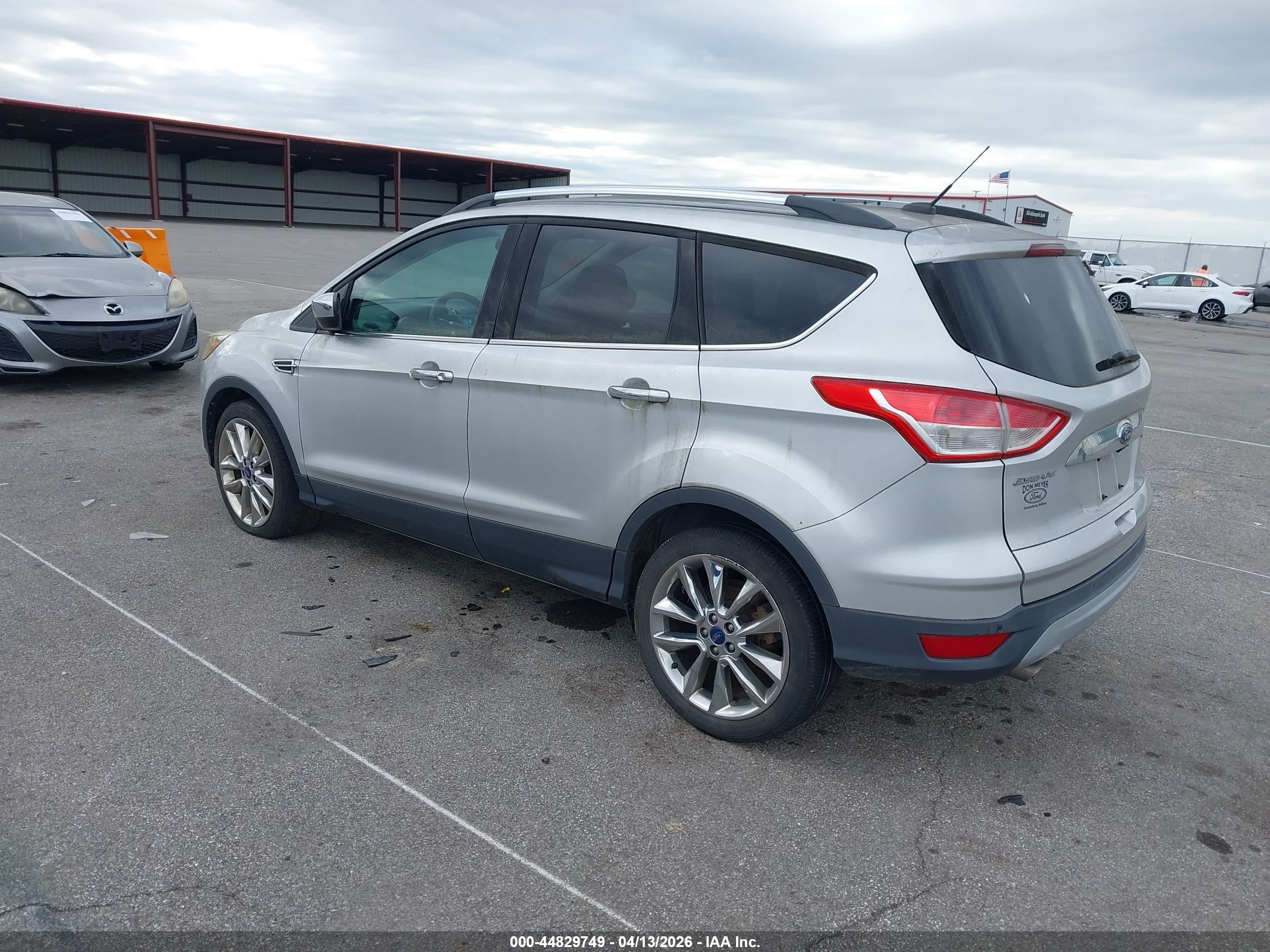 FORD ESCAPE image 3