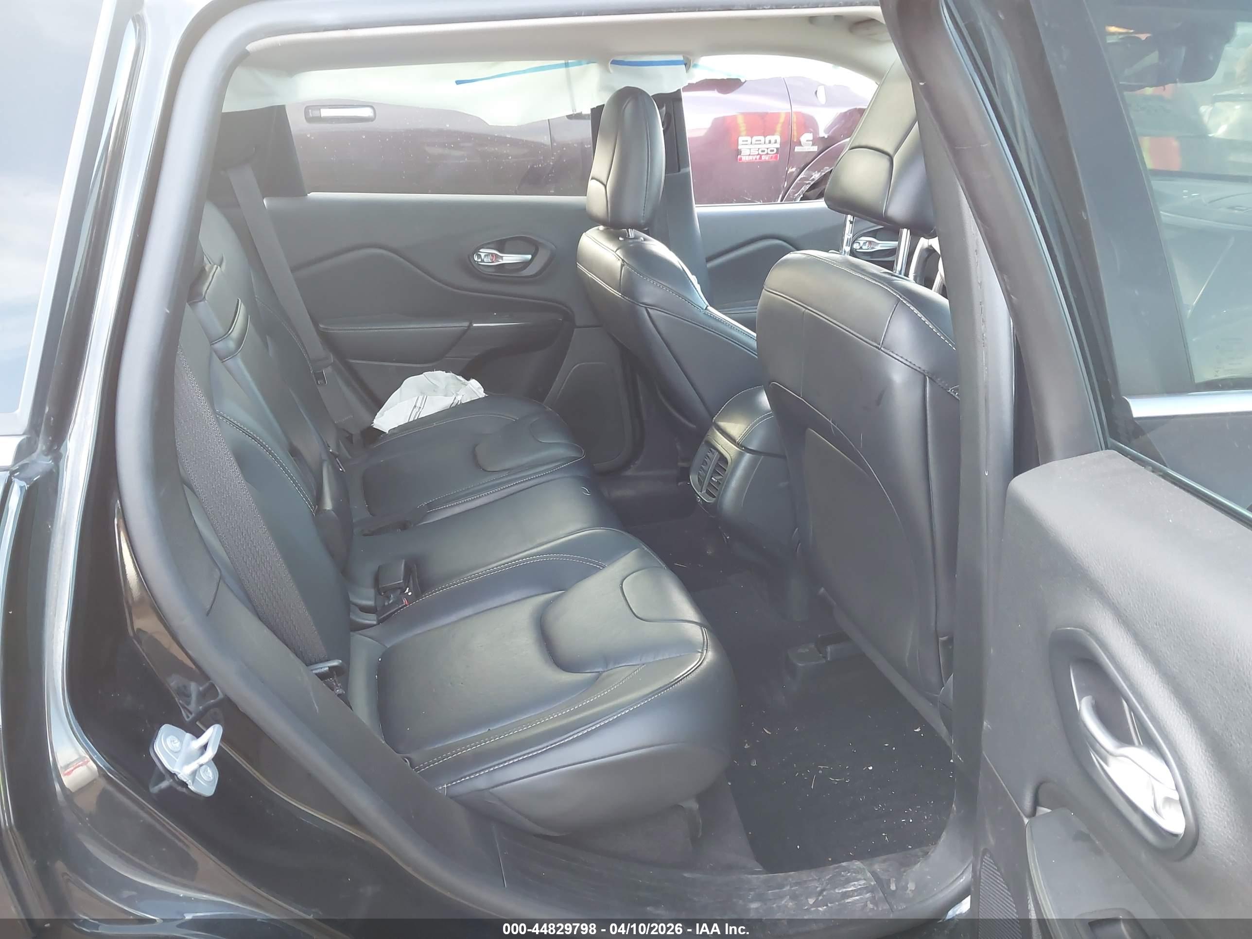 JEEP CHEROKEE image 8