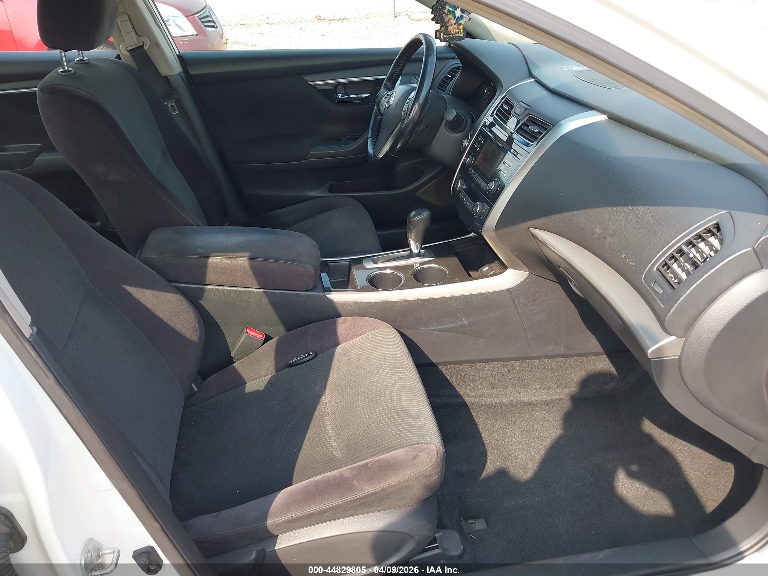 NISSAN ALTIMA image 5