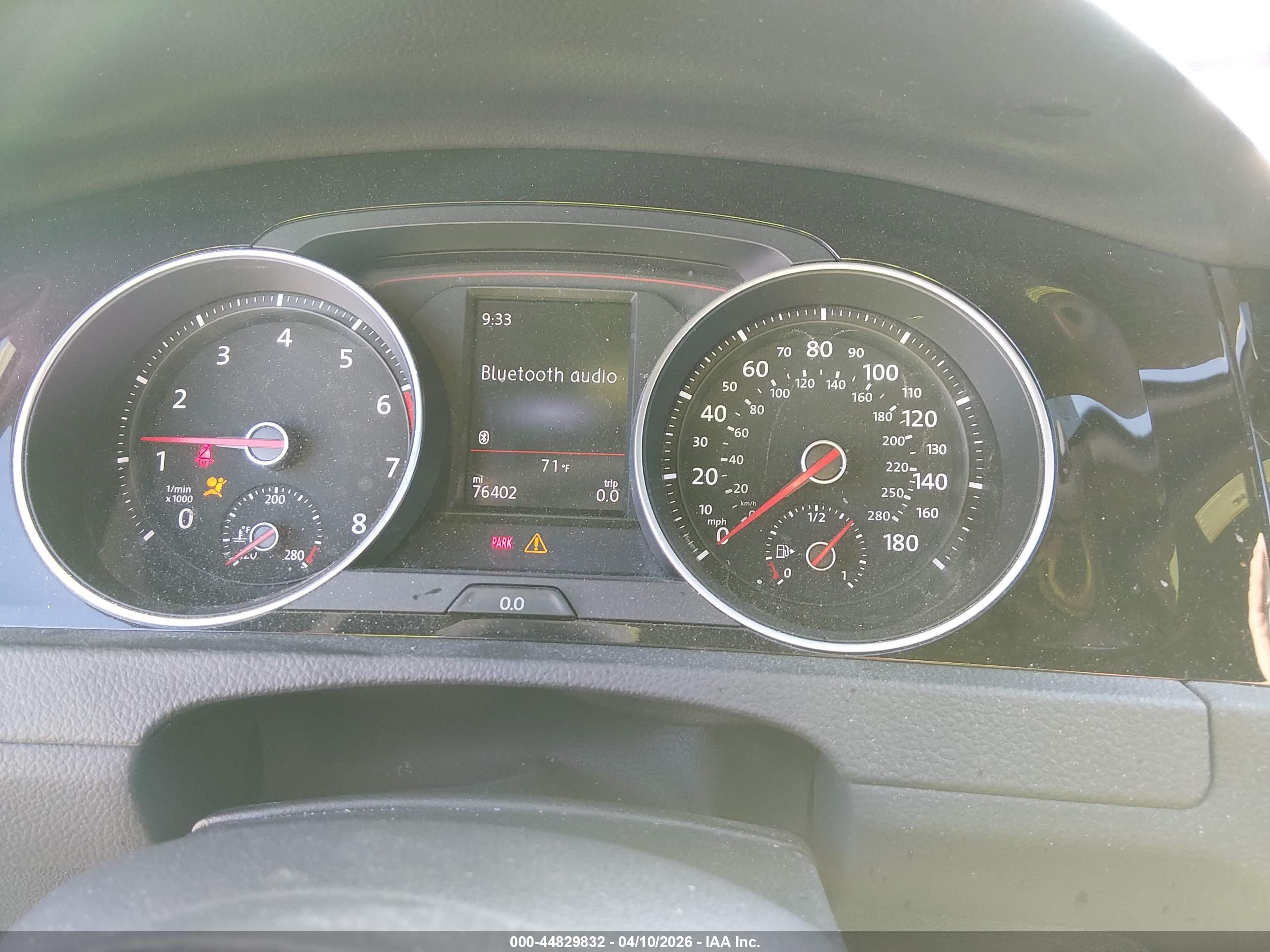 VOLKSWAGEN GOLF image 7