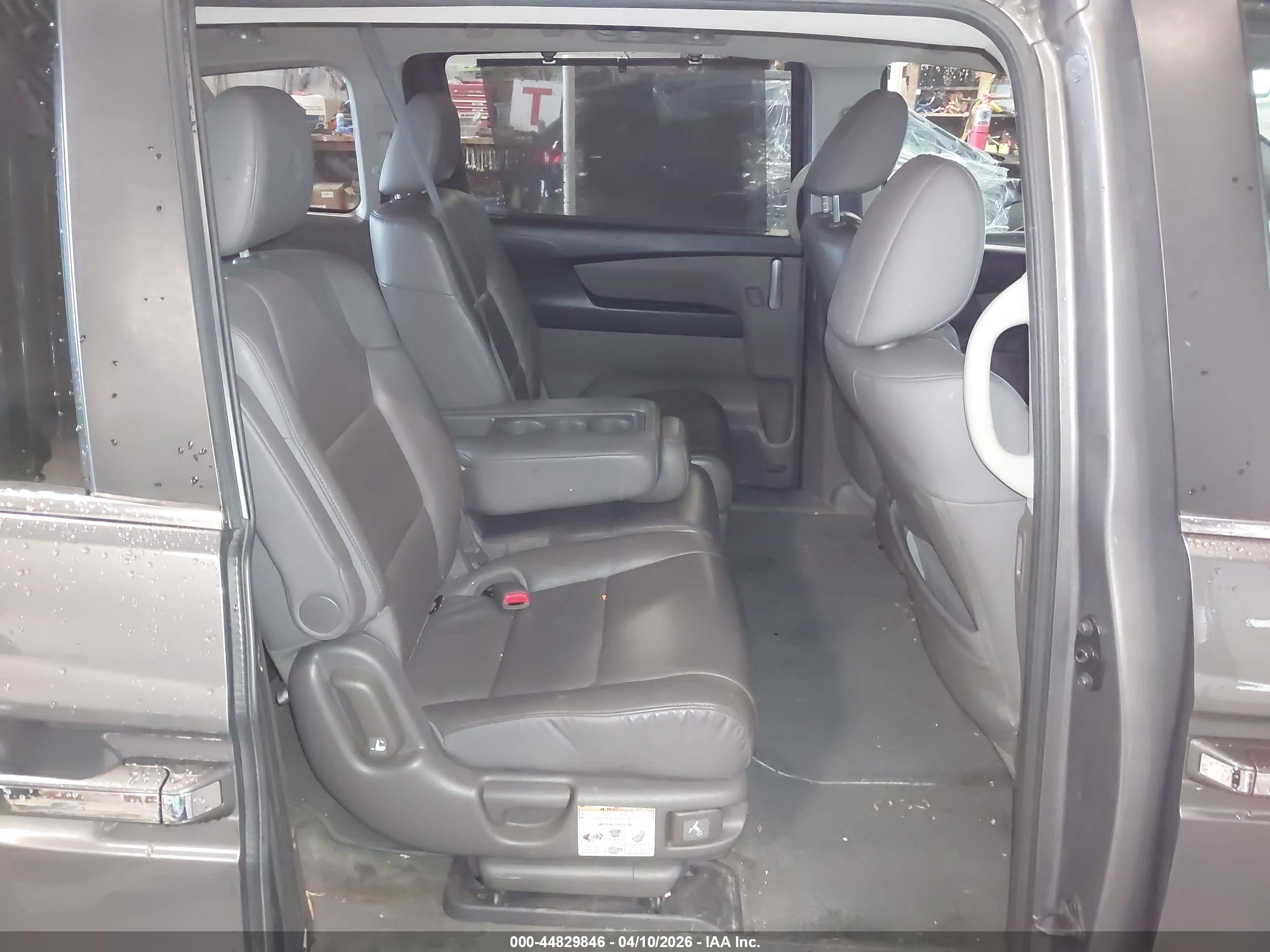 HONDA ODYSSEY image 8