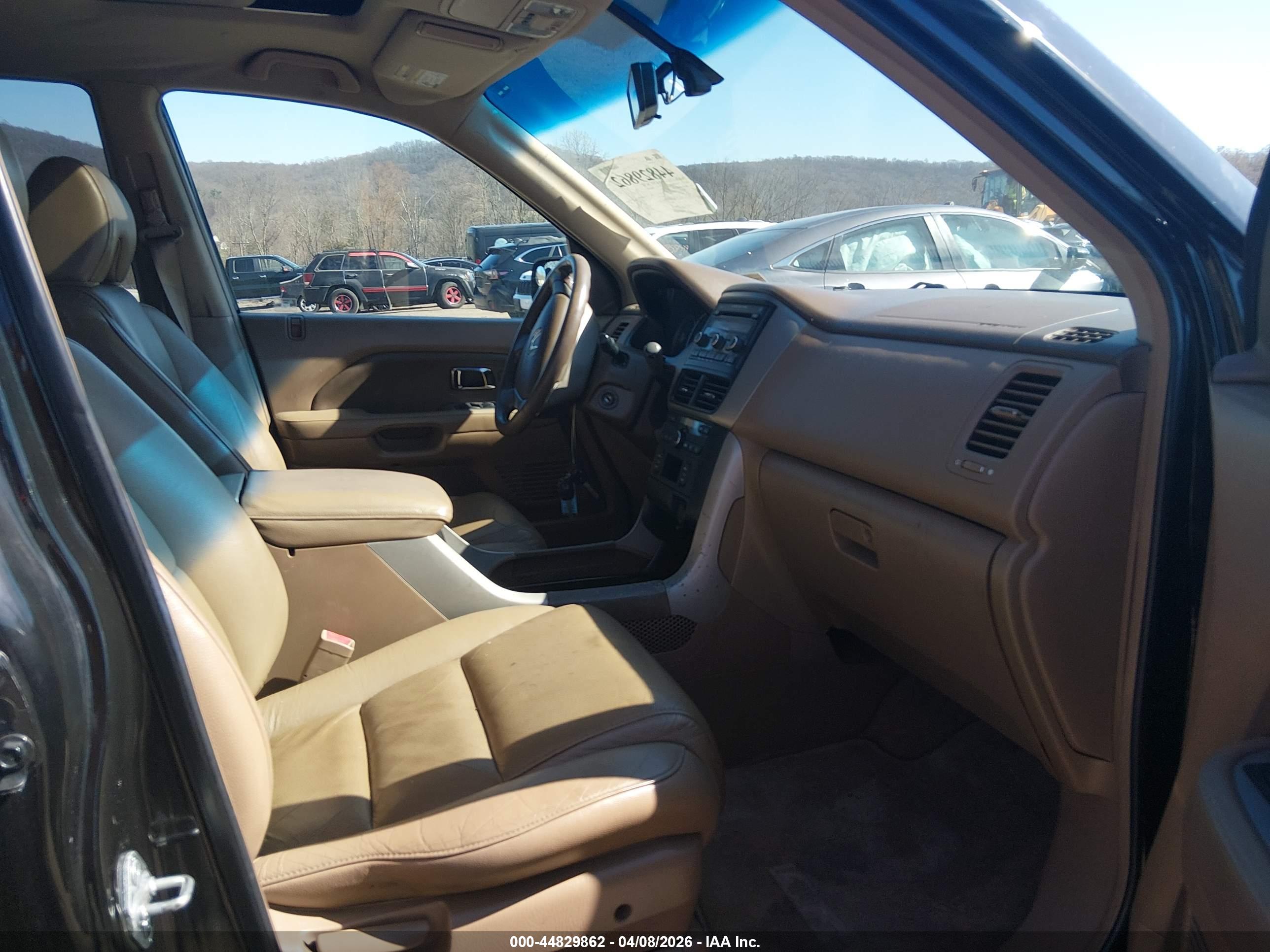 HONDA PILOT image 5