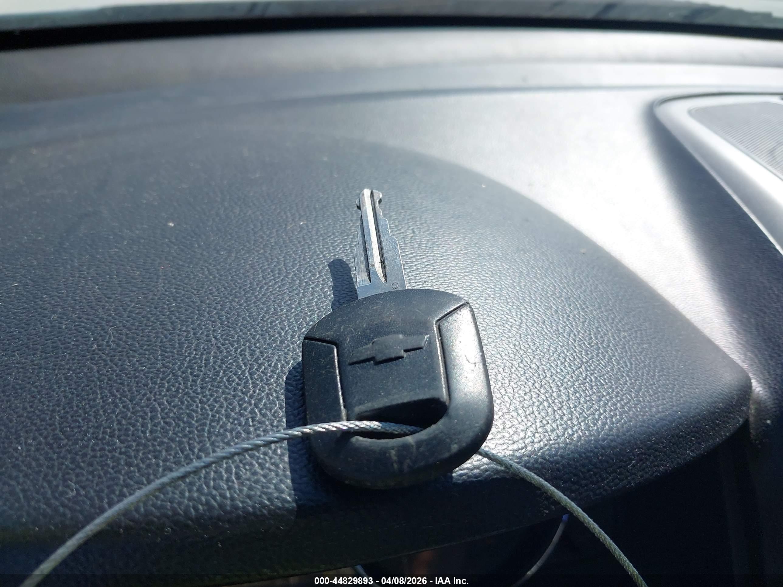 CHEVROLET CAPTIVA image 11