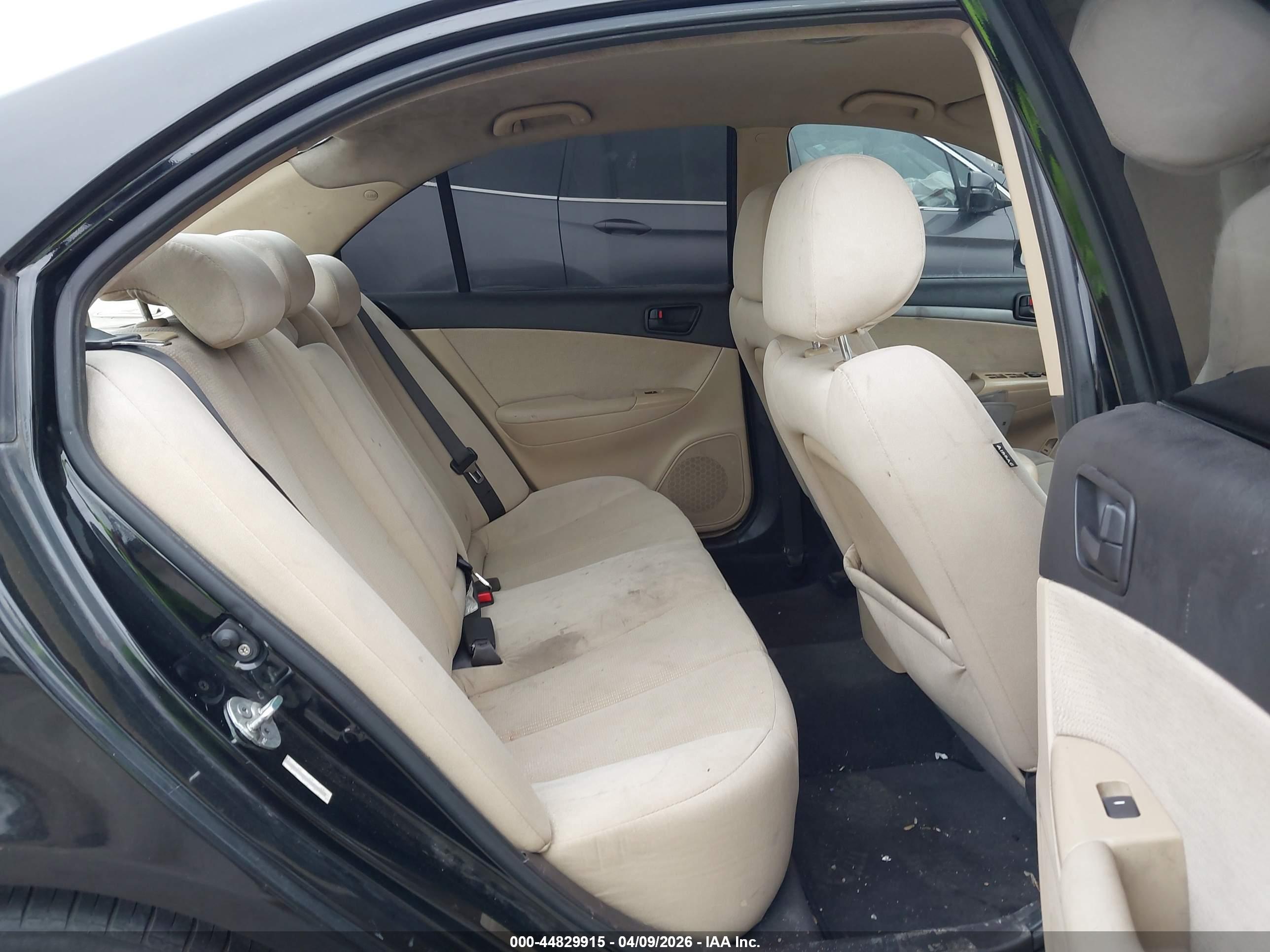 HYUNDAI SONATA image 8