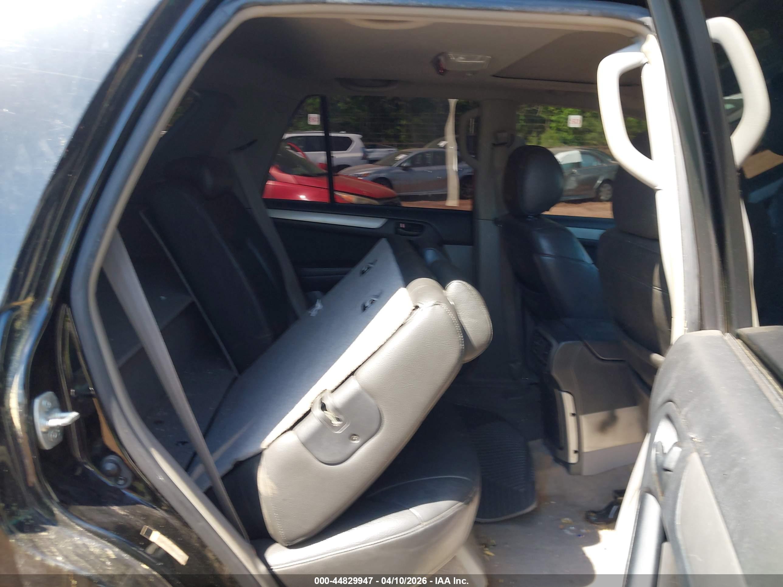TOYOTA 4RUNNER image 8