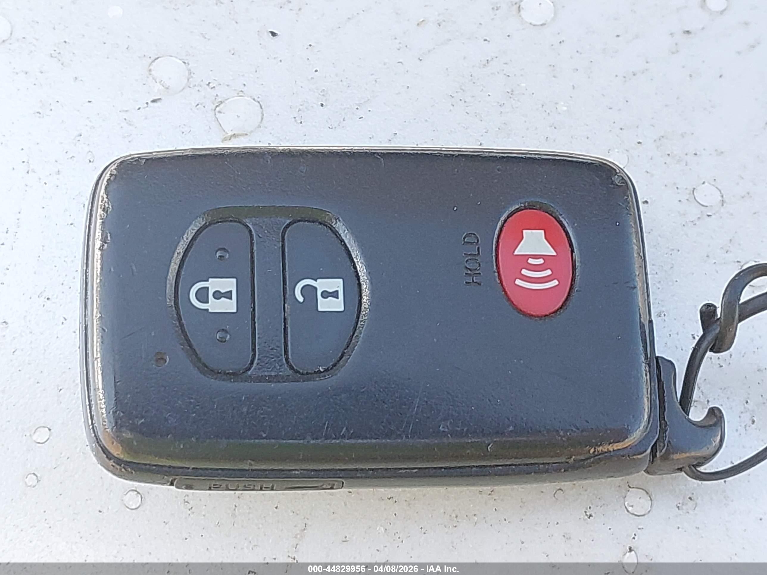 TOYOTA PRIUS image 11