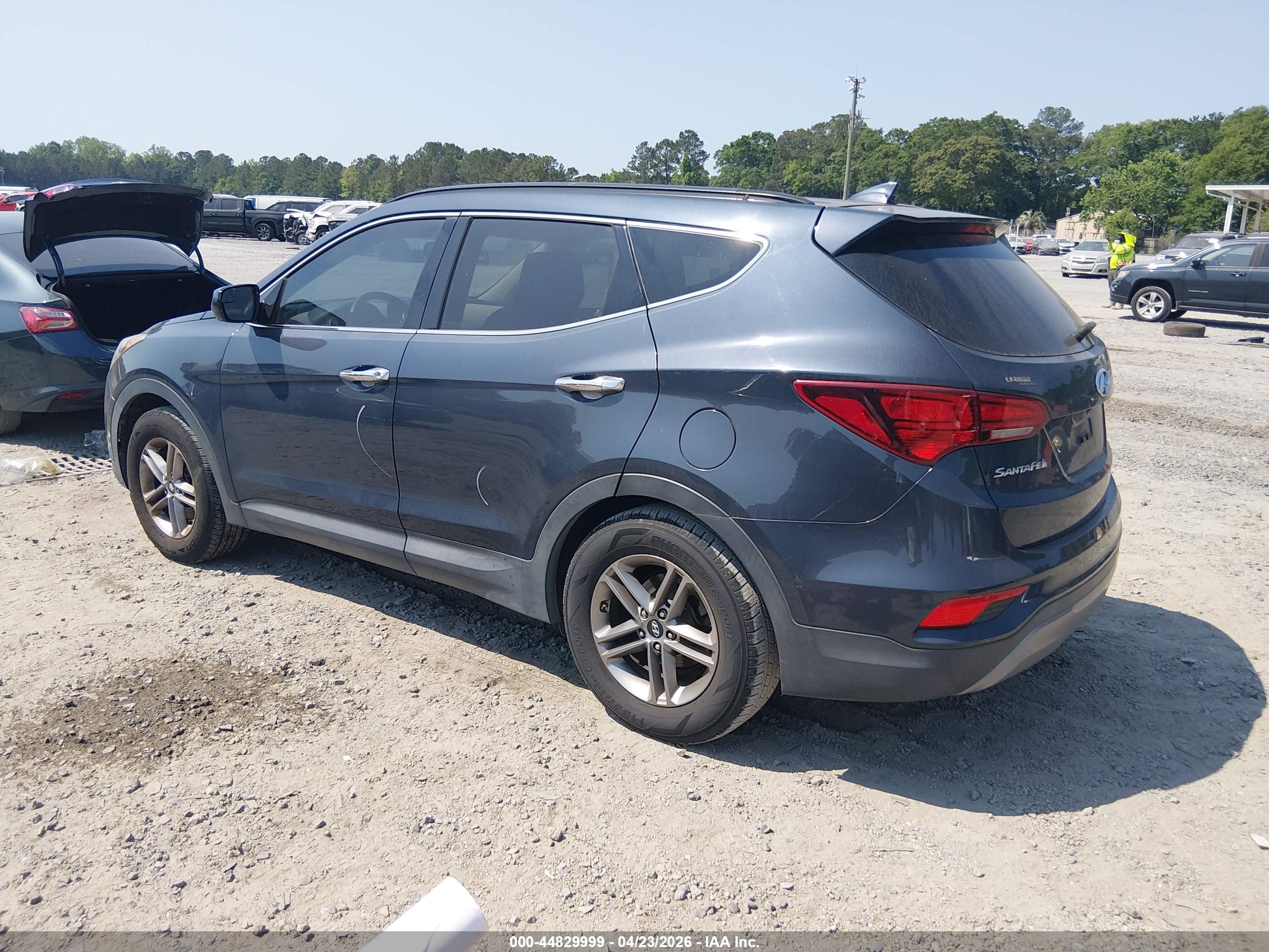 HYUNDAI SANTA image 3