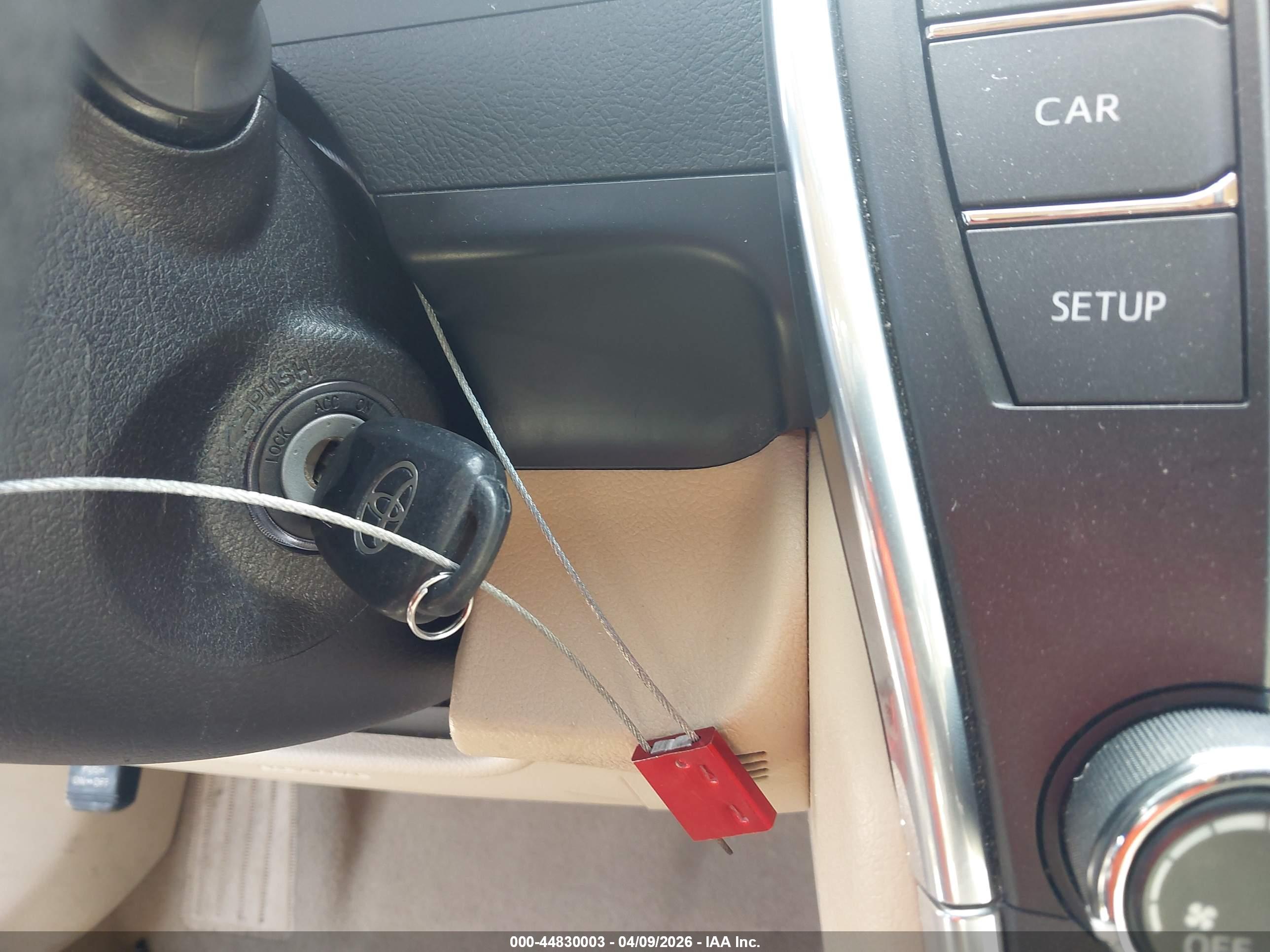 TOYOTA CAMRY image 11