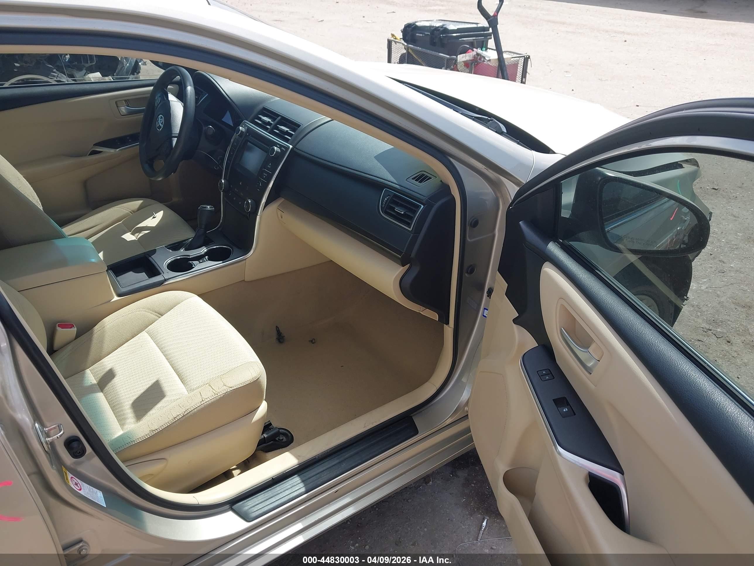 TOYOTA CAMRY image 5