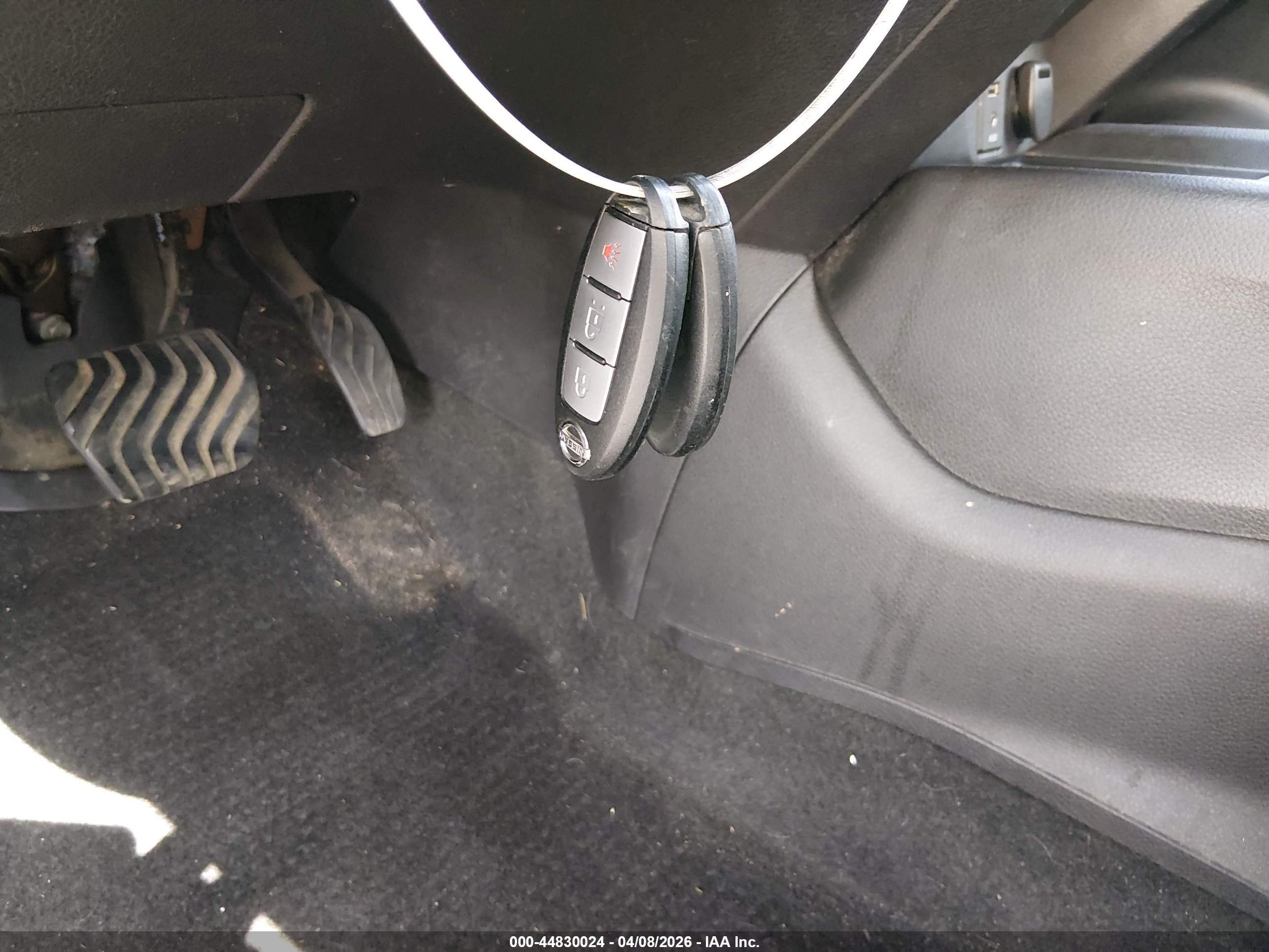 NISSAN ROGUE image 11