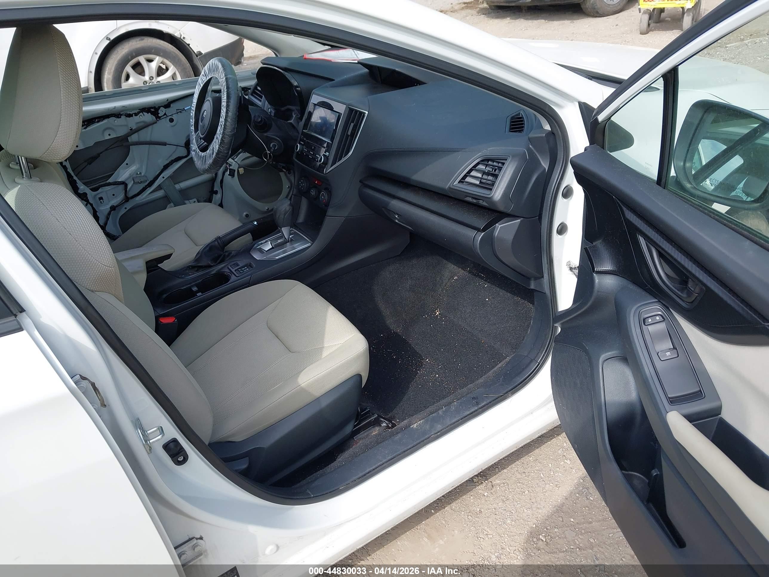 SUBARU IMPREZA image 5