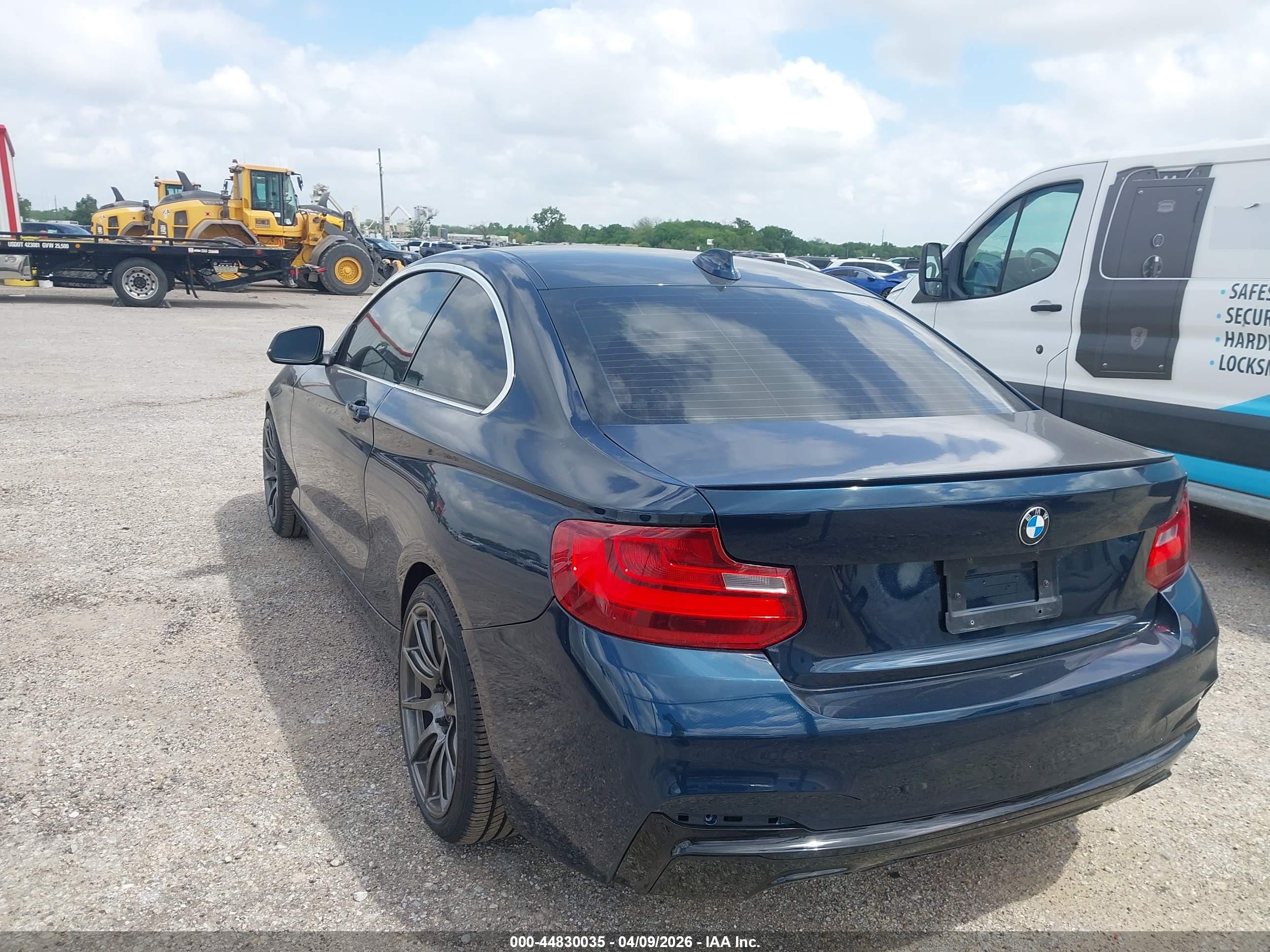 BMW 230I image 3