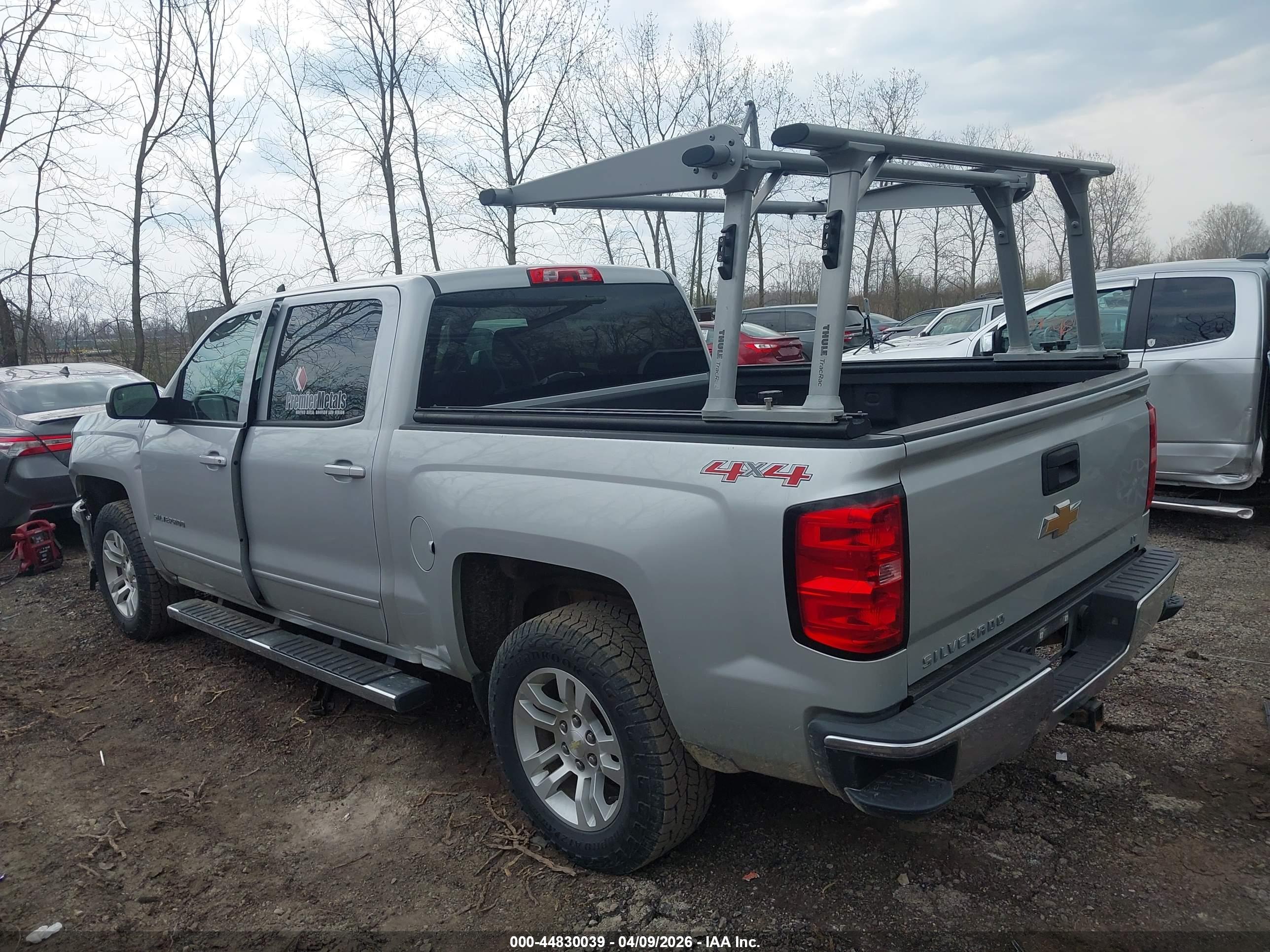 CHEVROLET SILVERADO image 3