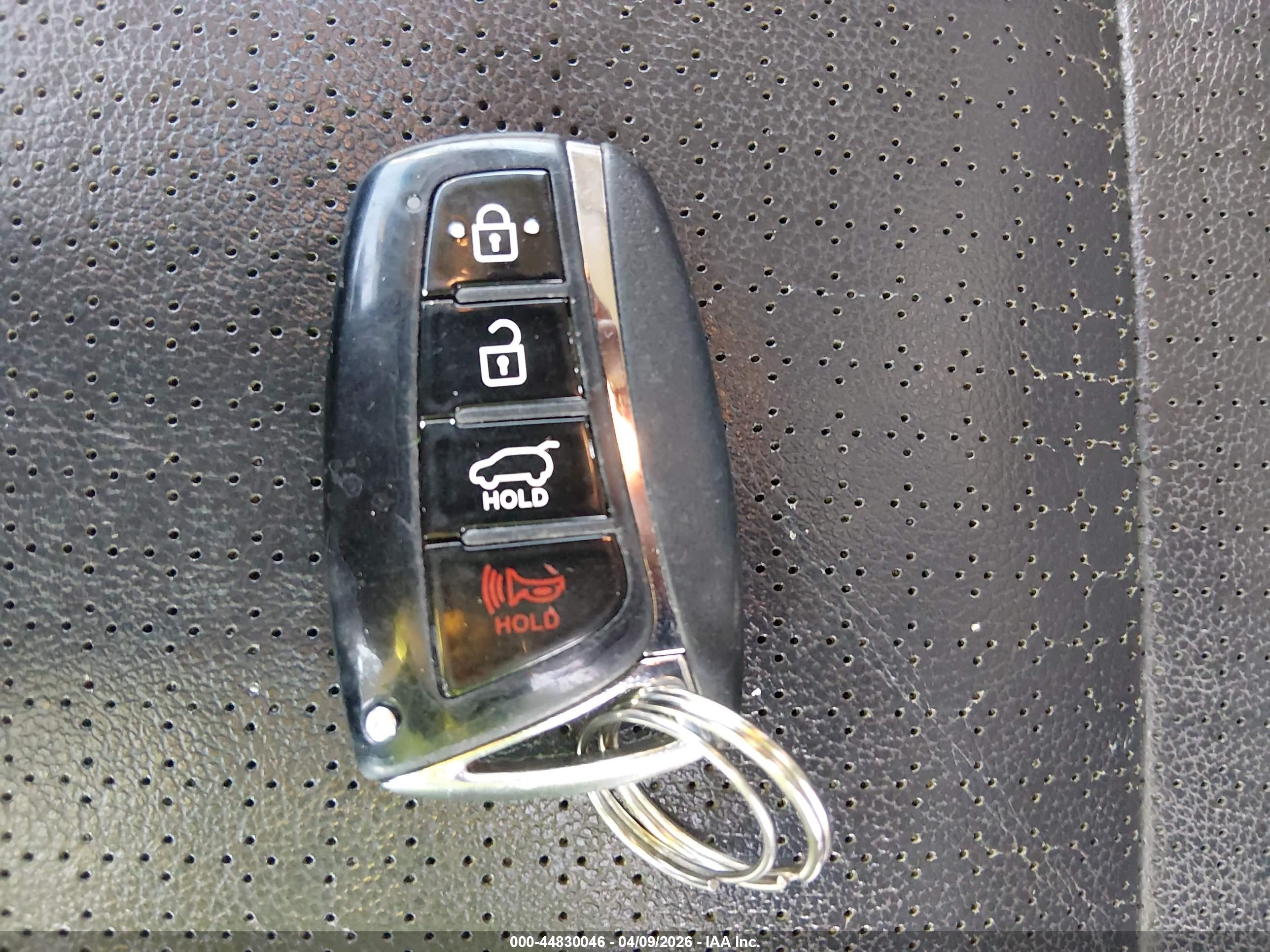 HYUNDAI SANTA image 11
