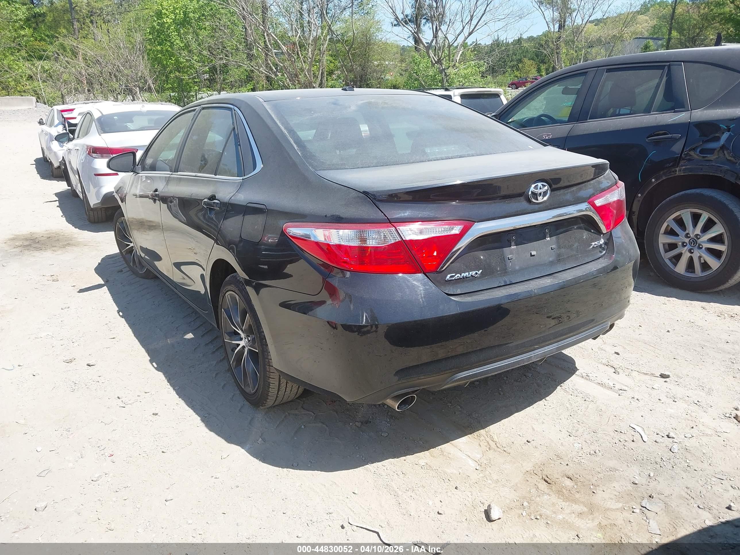 TOYOTA CAMRY image 3