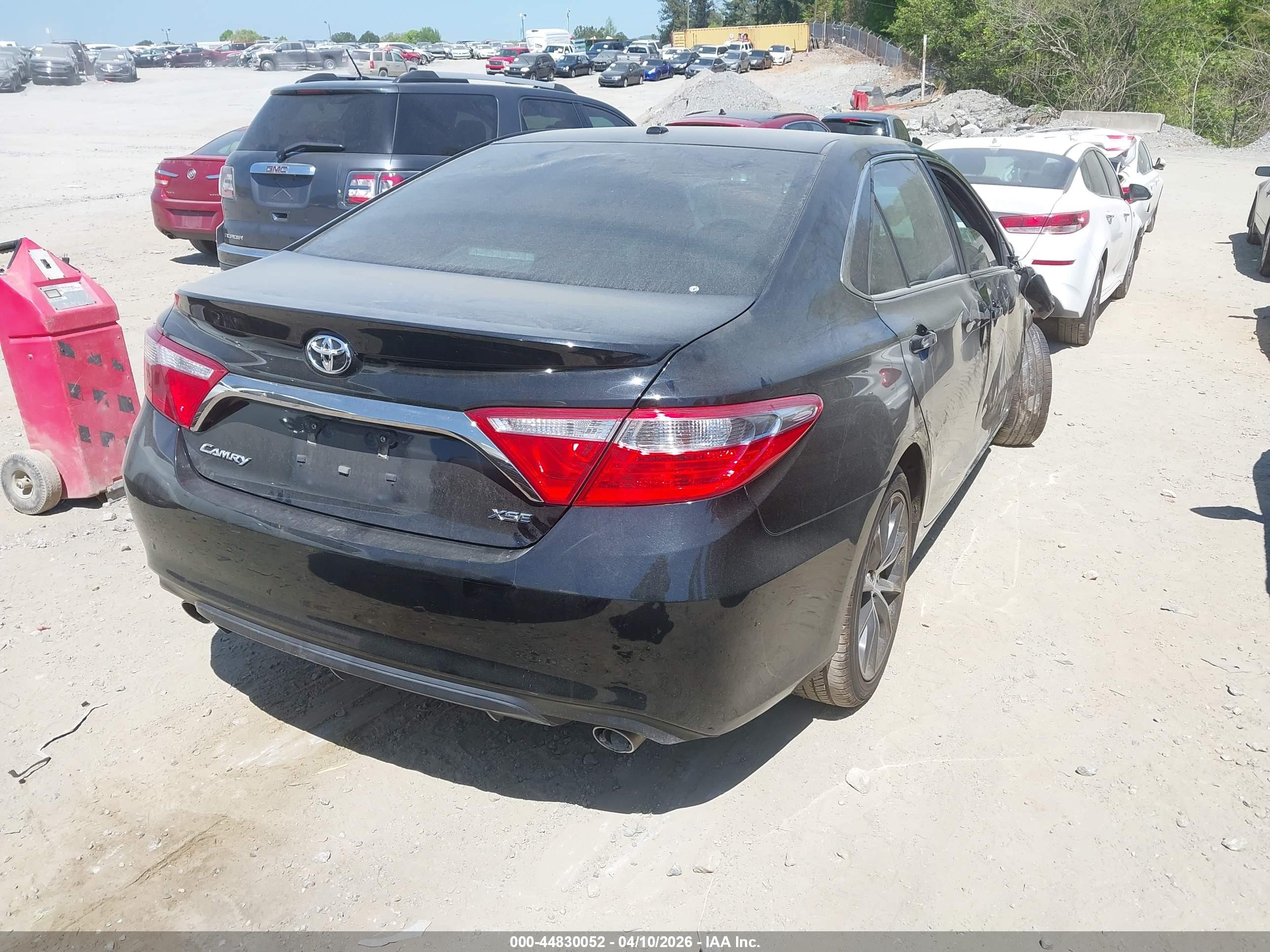 TOYOTA CAMRY image 4
