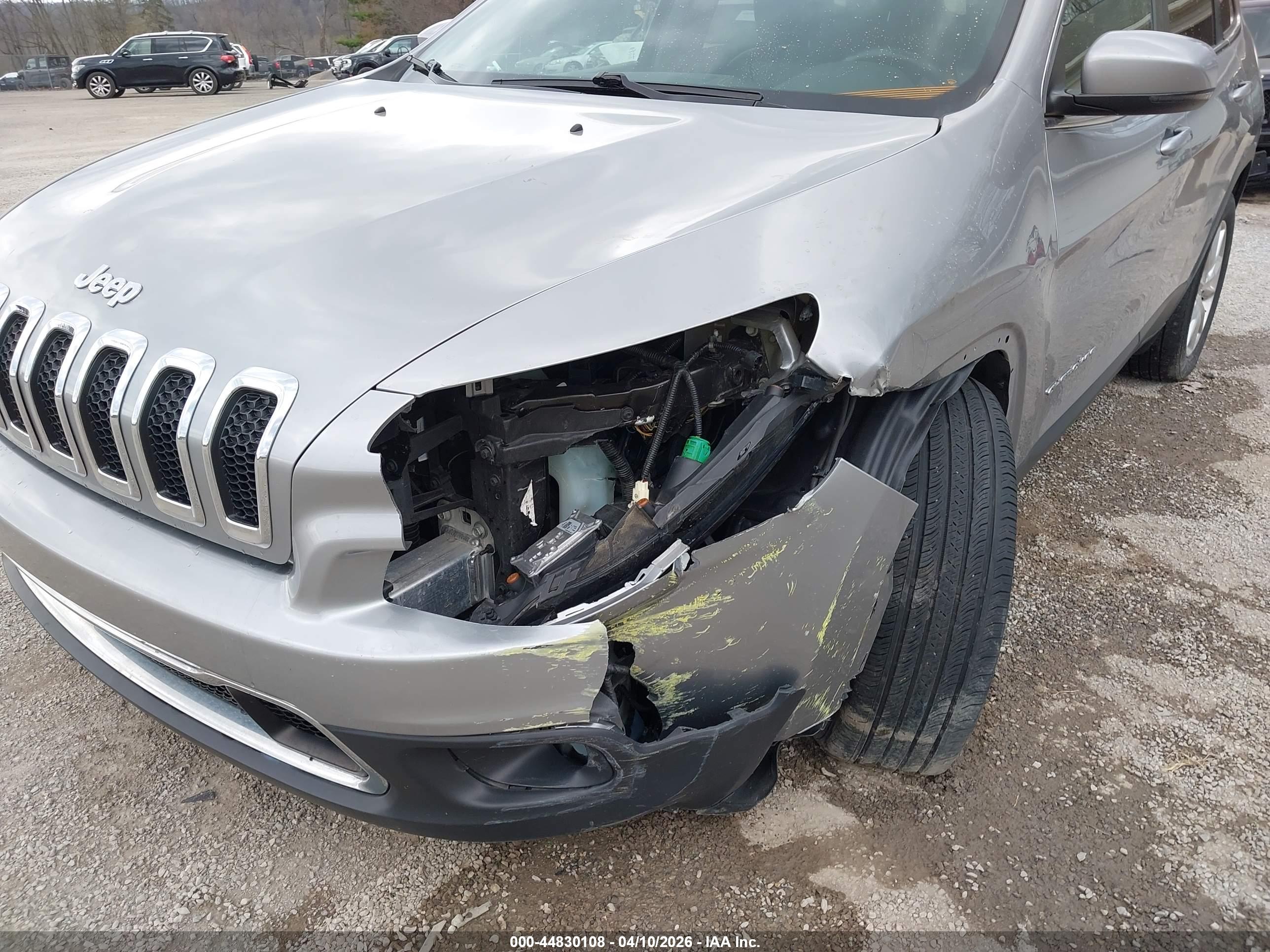 JEEP CHEROKEE image 6