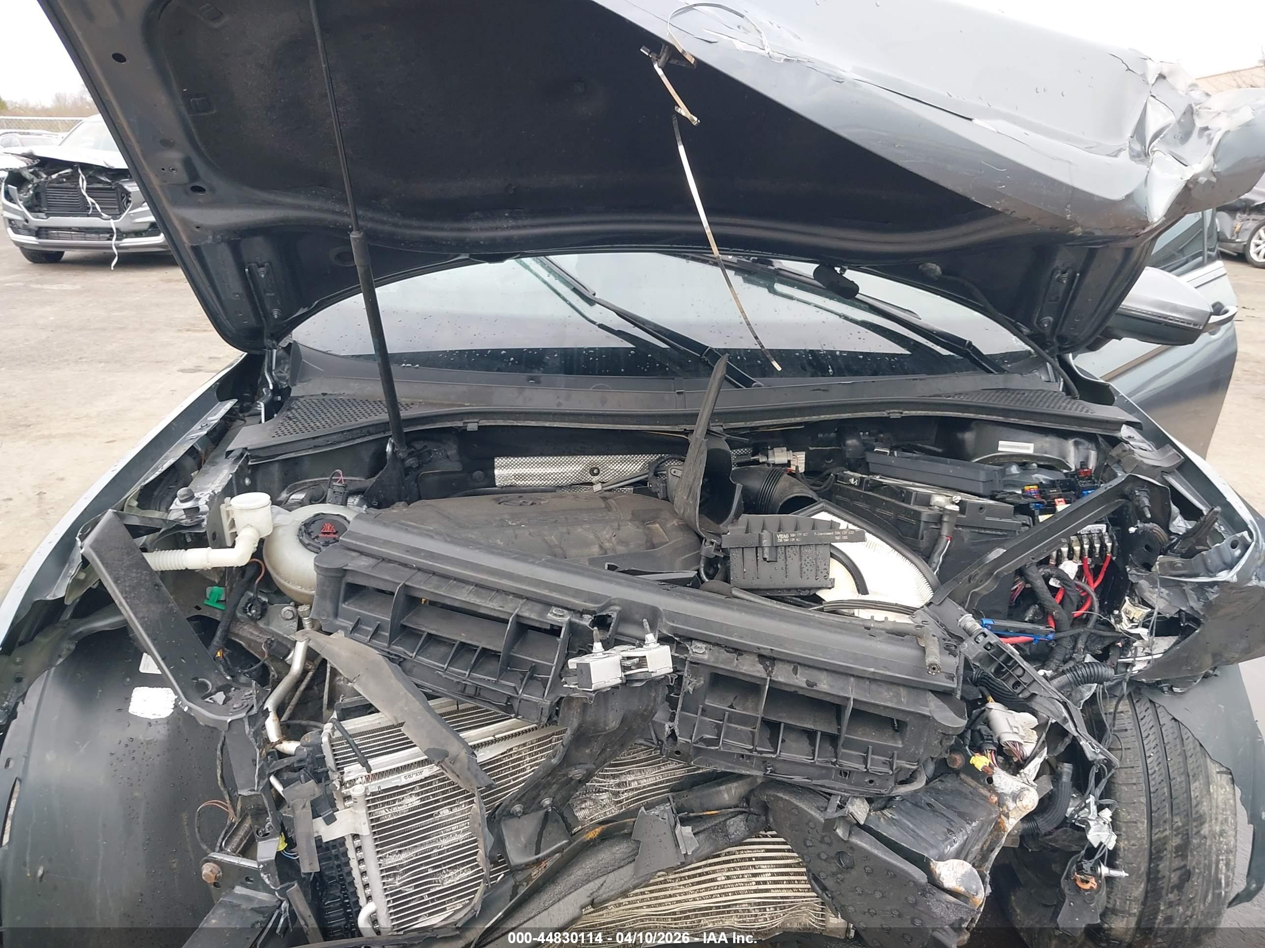 VOLKSWAGEN TIGUAN image 10