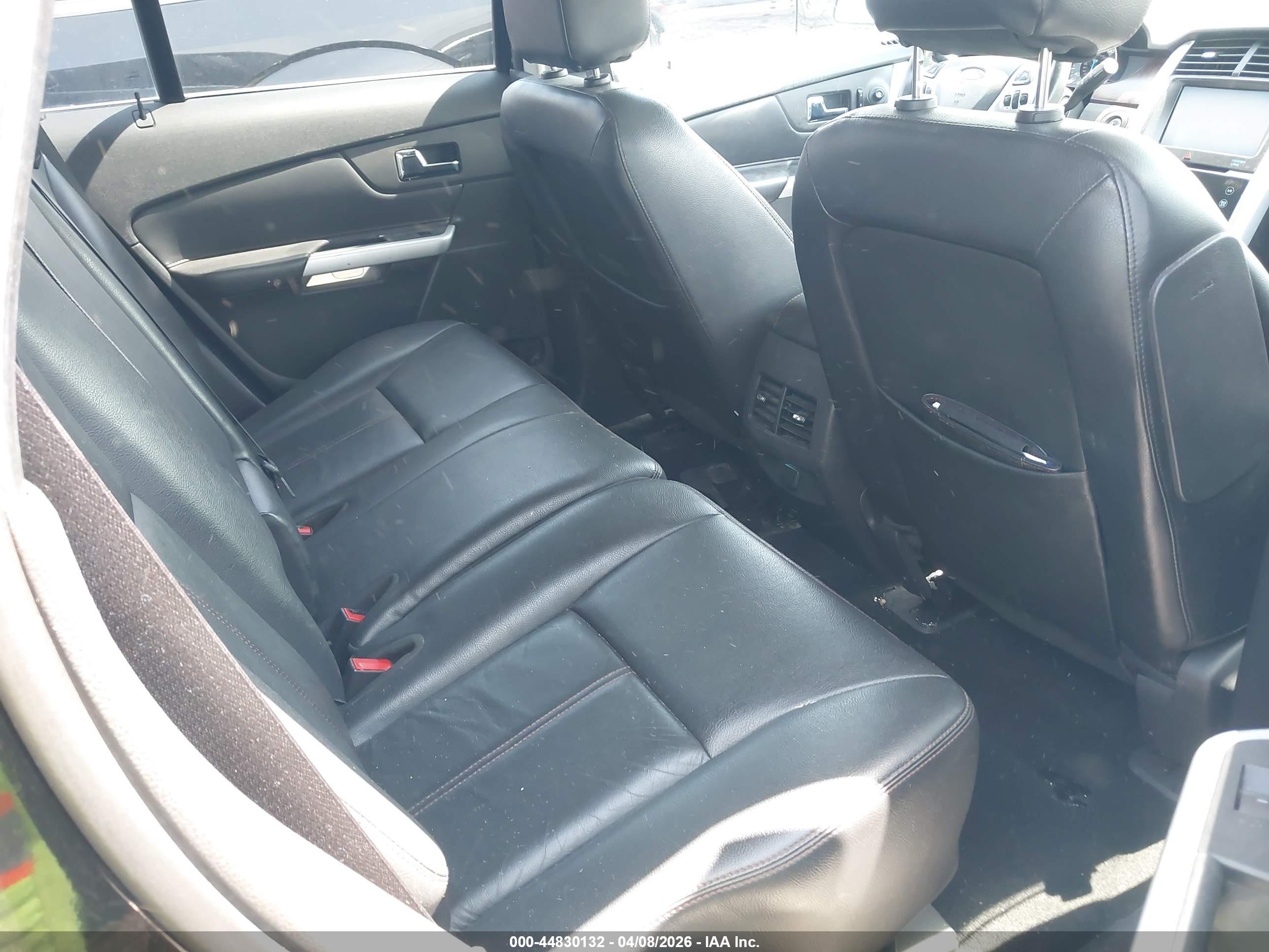 FORD EDGE image 8