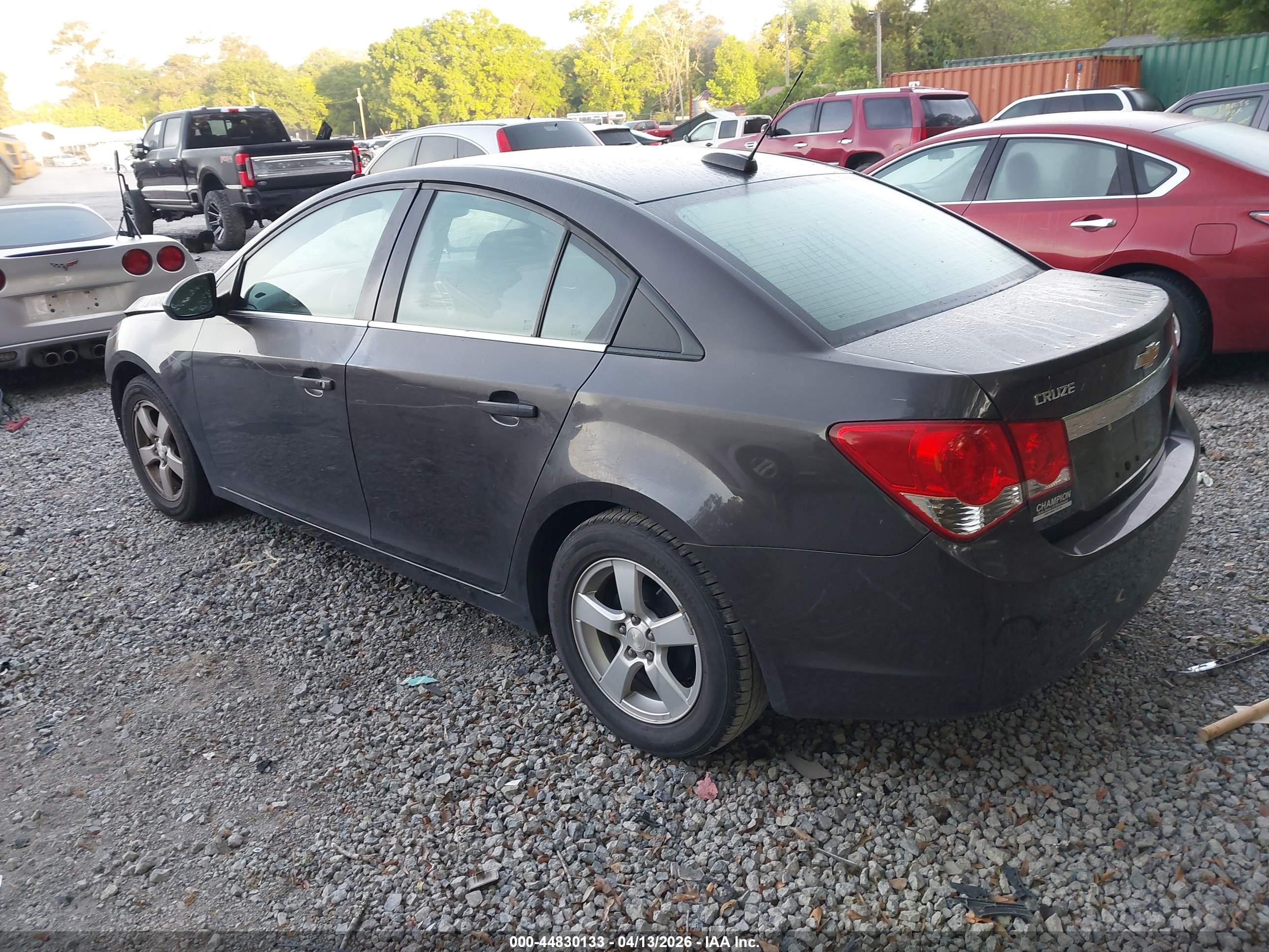 CHEVROLET CRUZE image 3