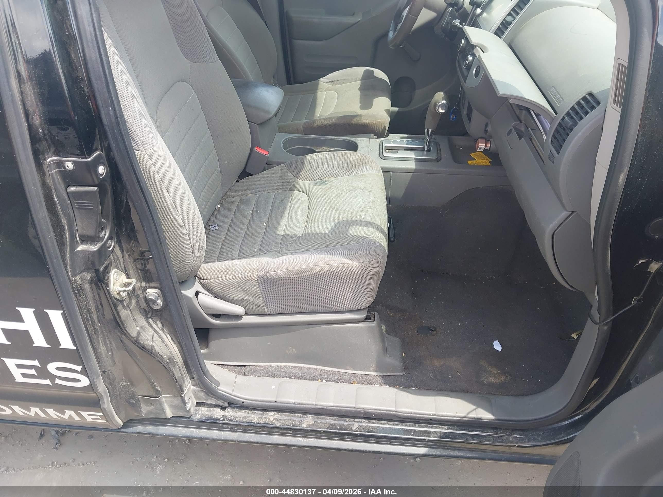 NISSAN FRONTIER image 5
