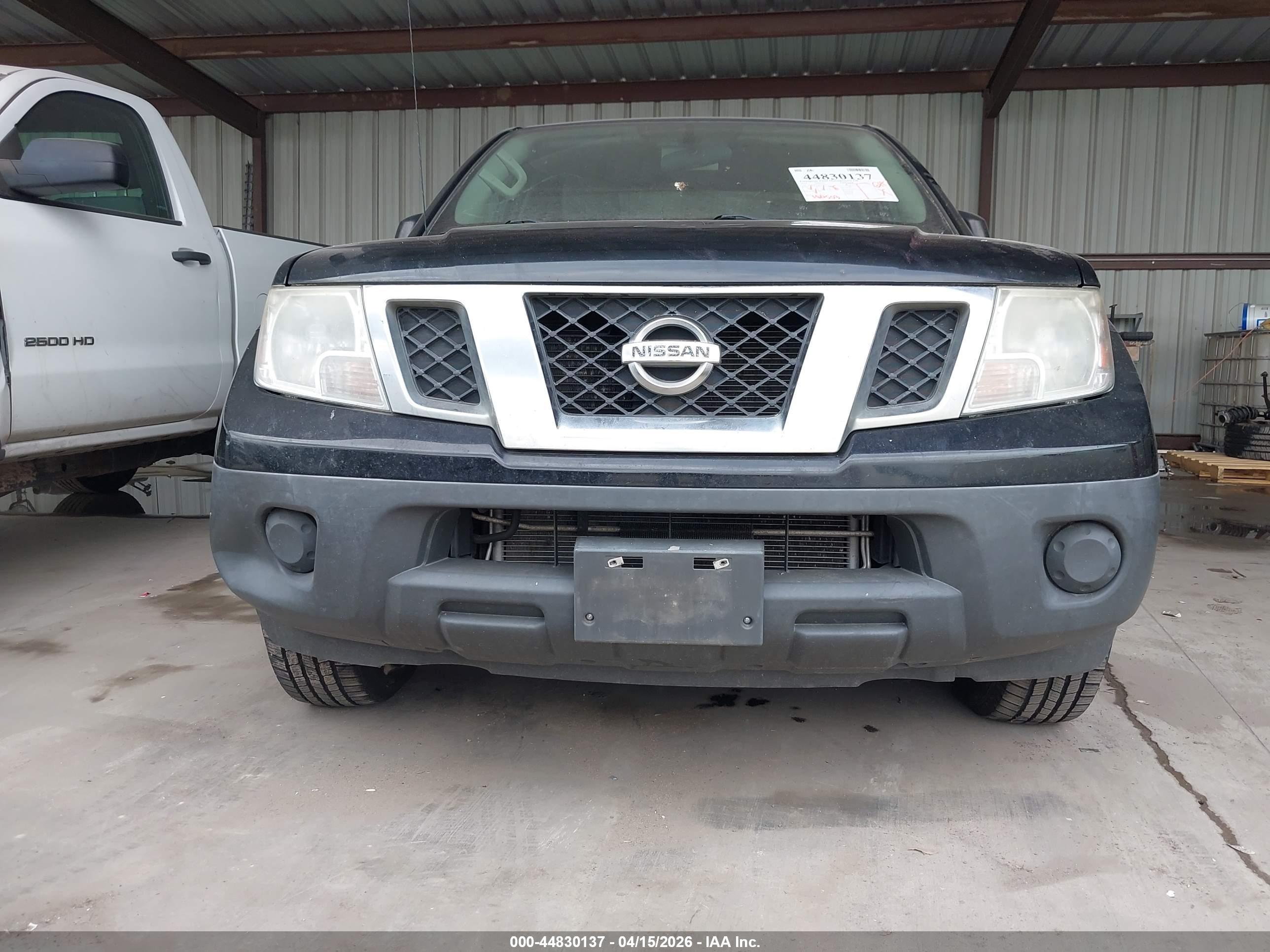 NISSAN FRONTIER image 6