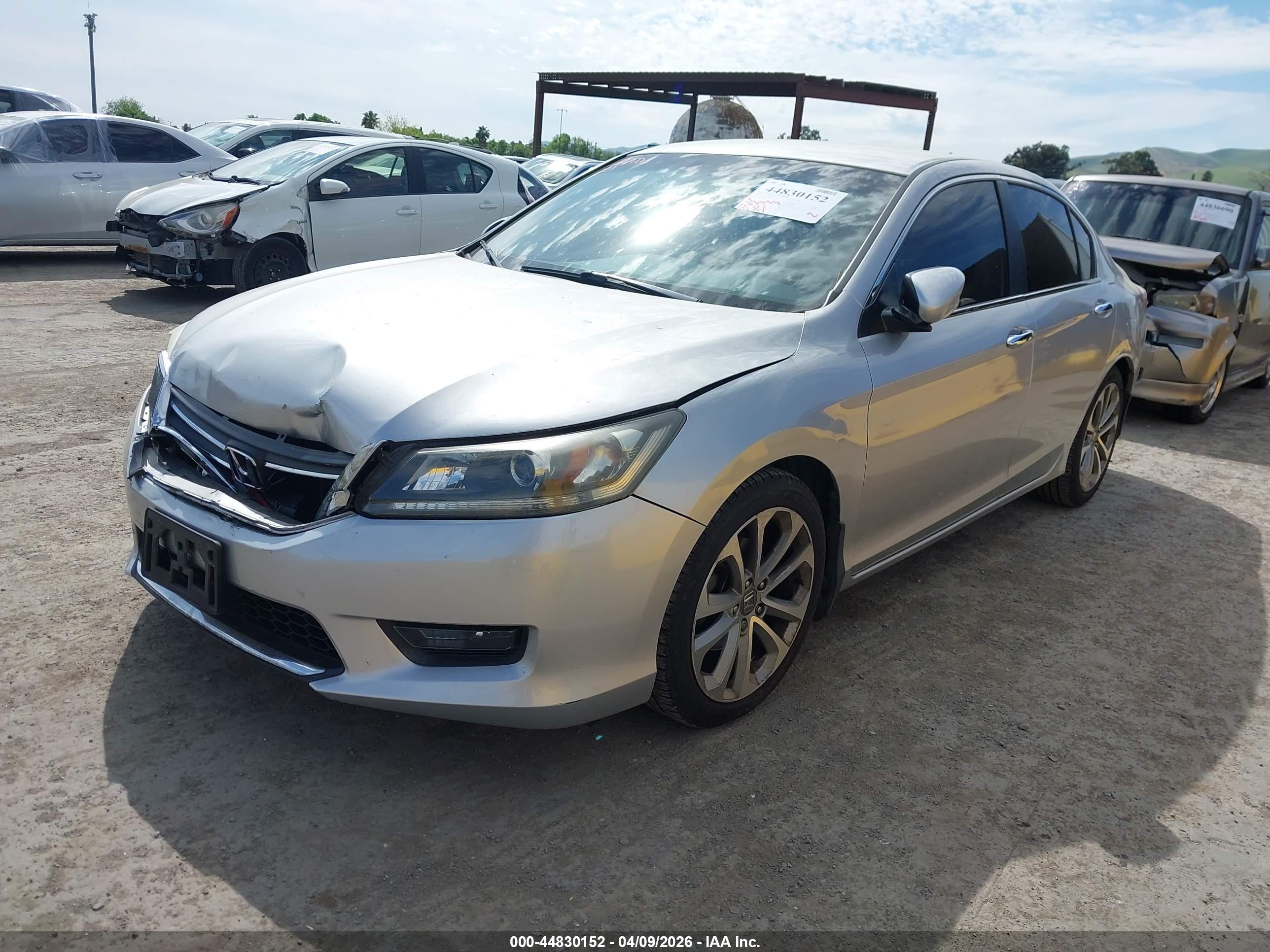 HONDA ACCORD image 2