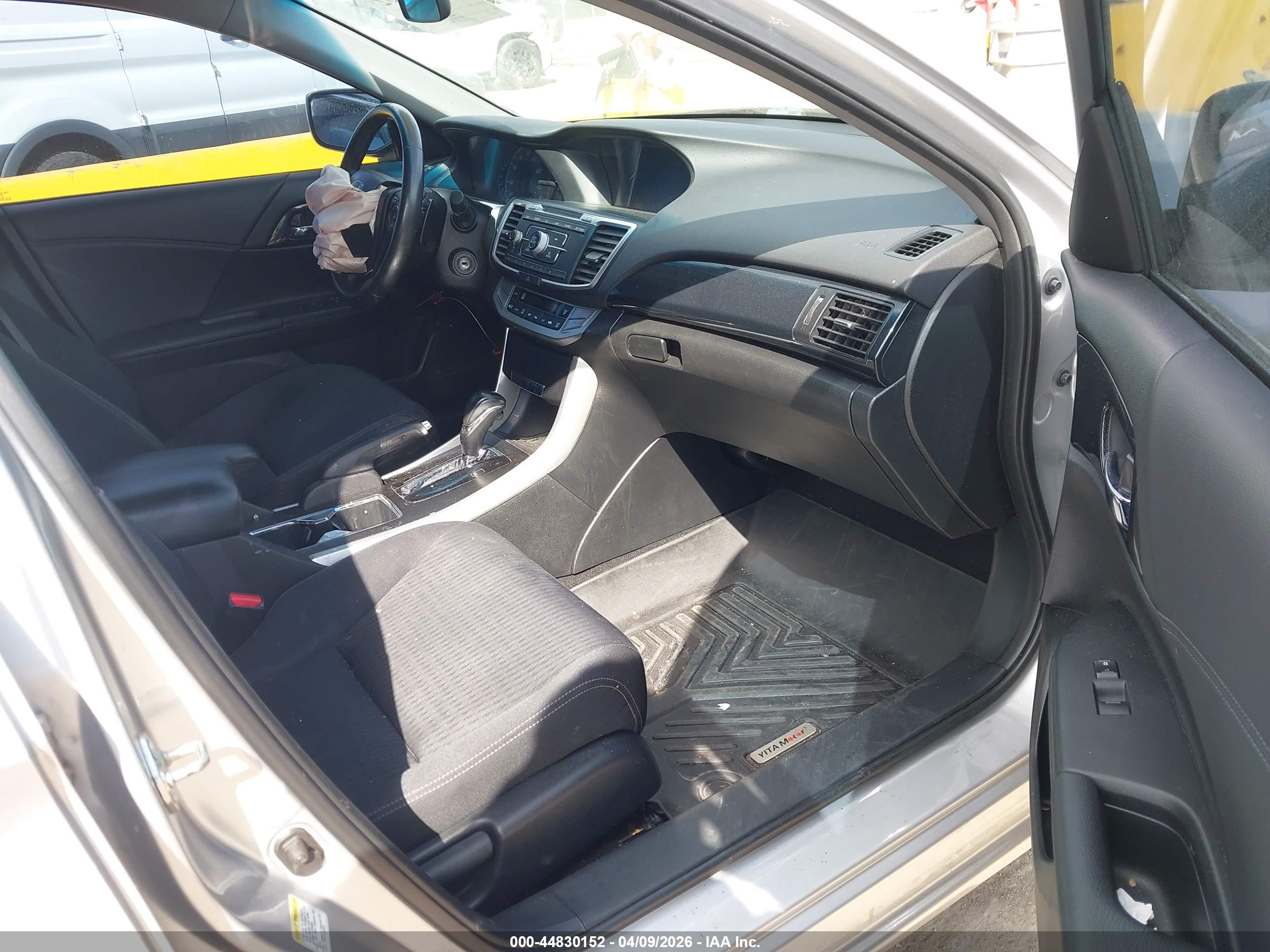 HONDA ACCORD image 5