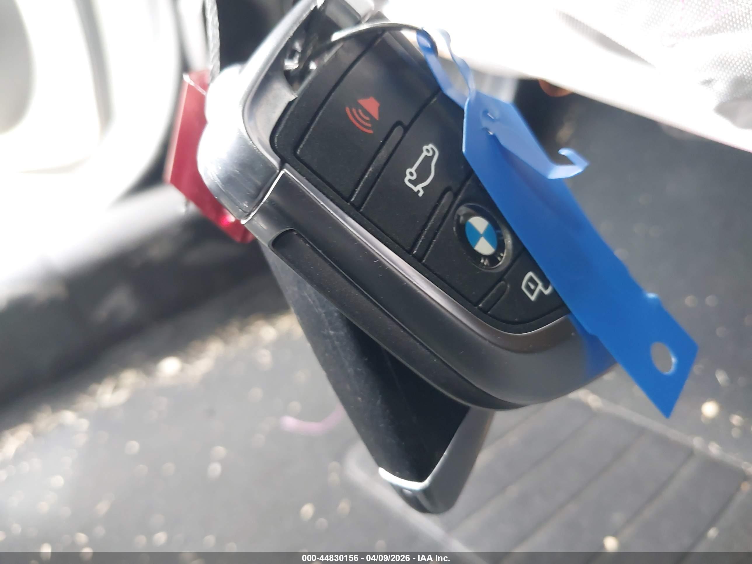 BMW 330I image 11