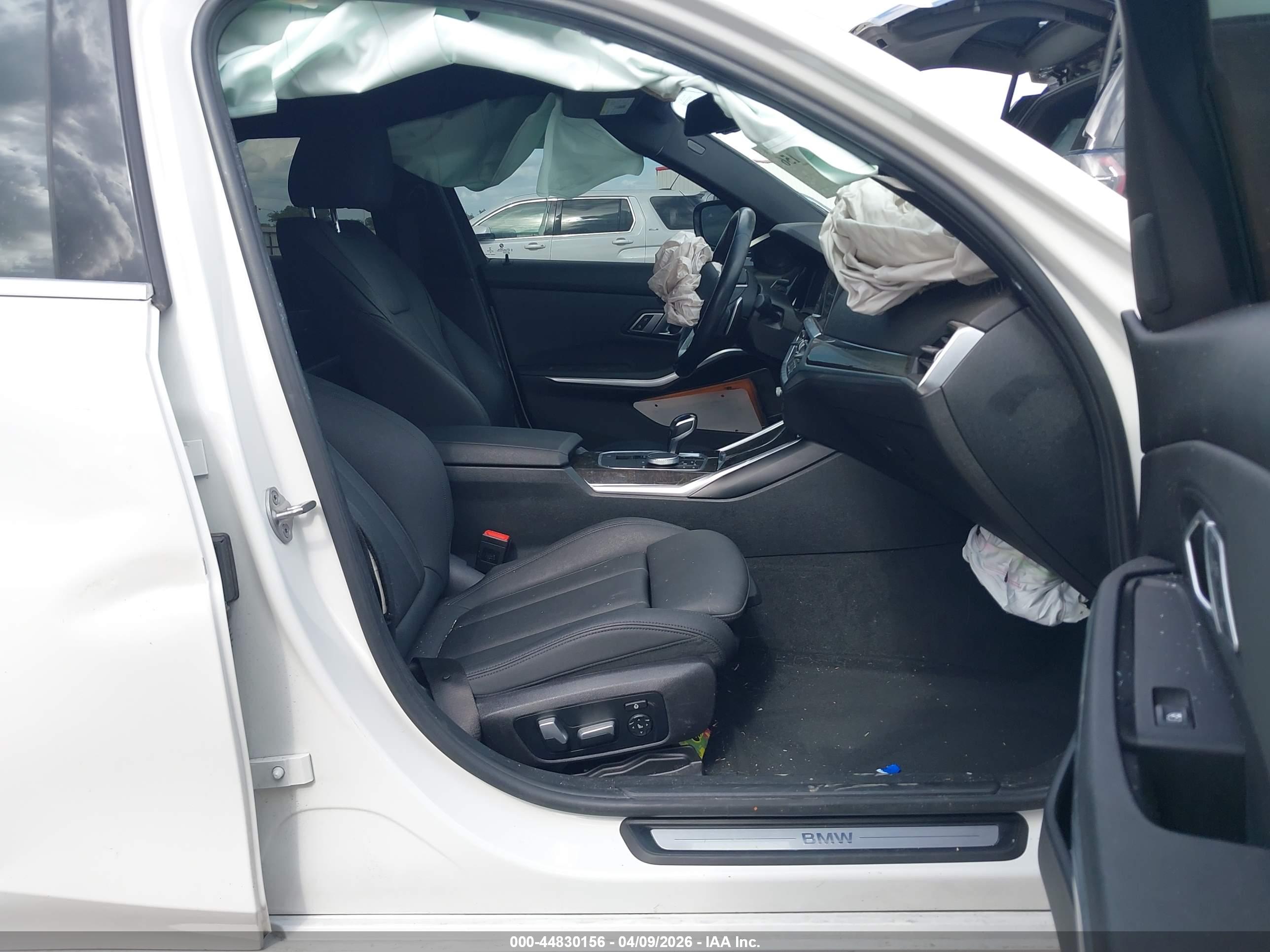 BMW 330I image 5