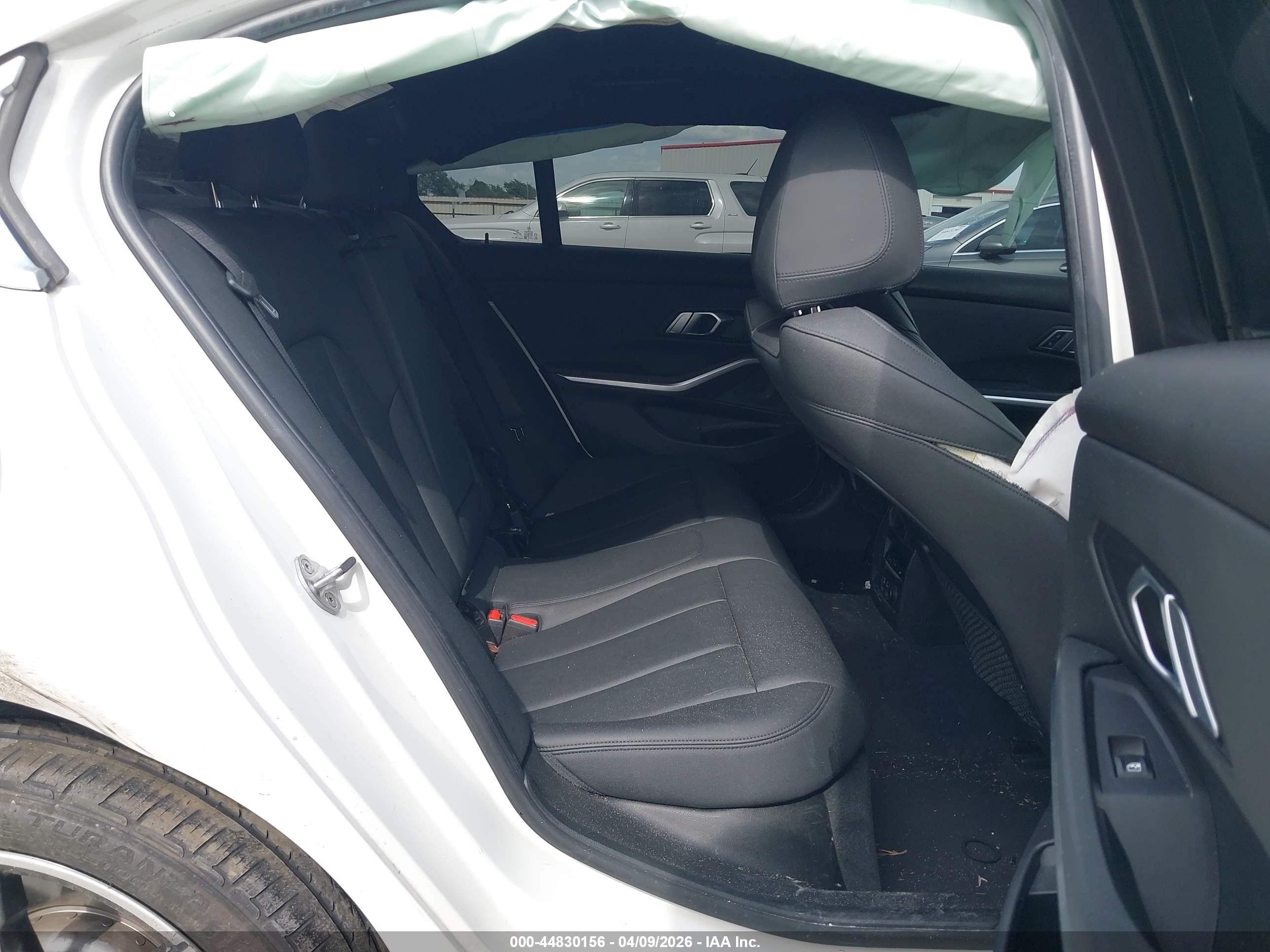 BMW 330I image 8