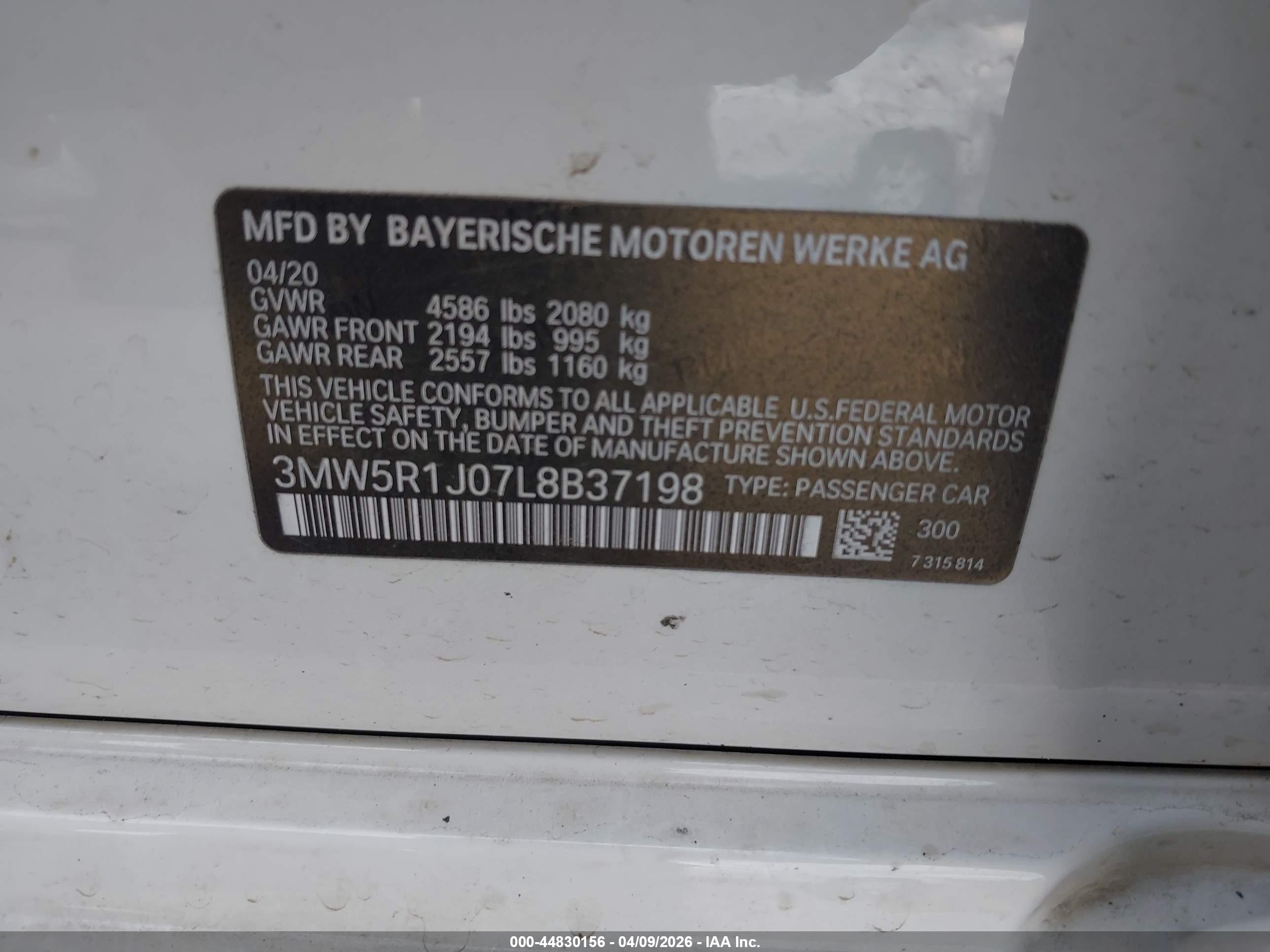 BMW 330I image 9