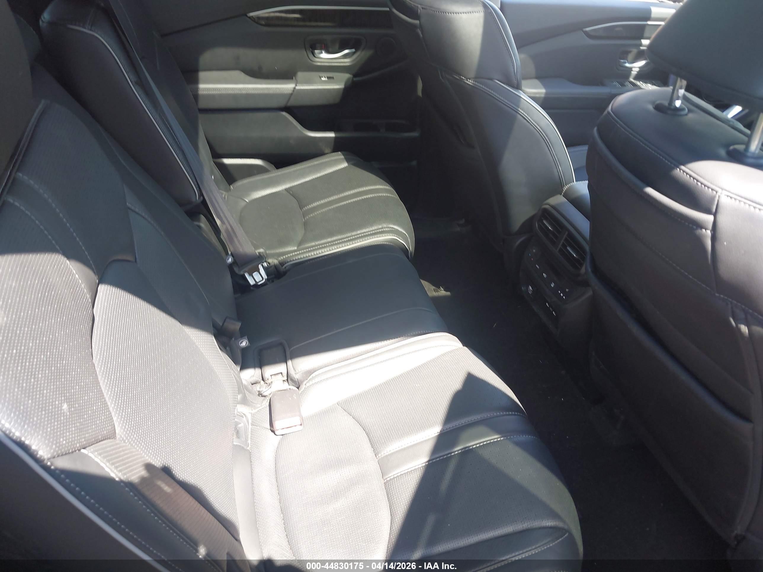 HONDA PILOT image 8