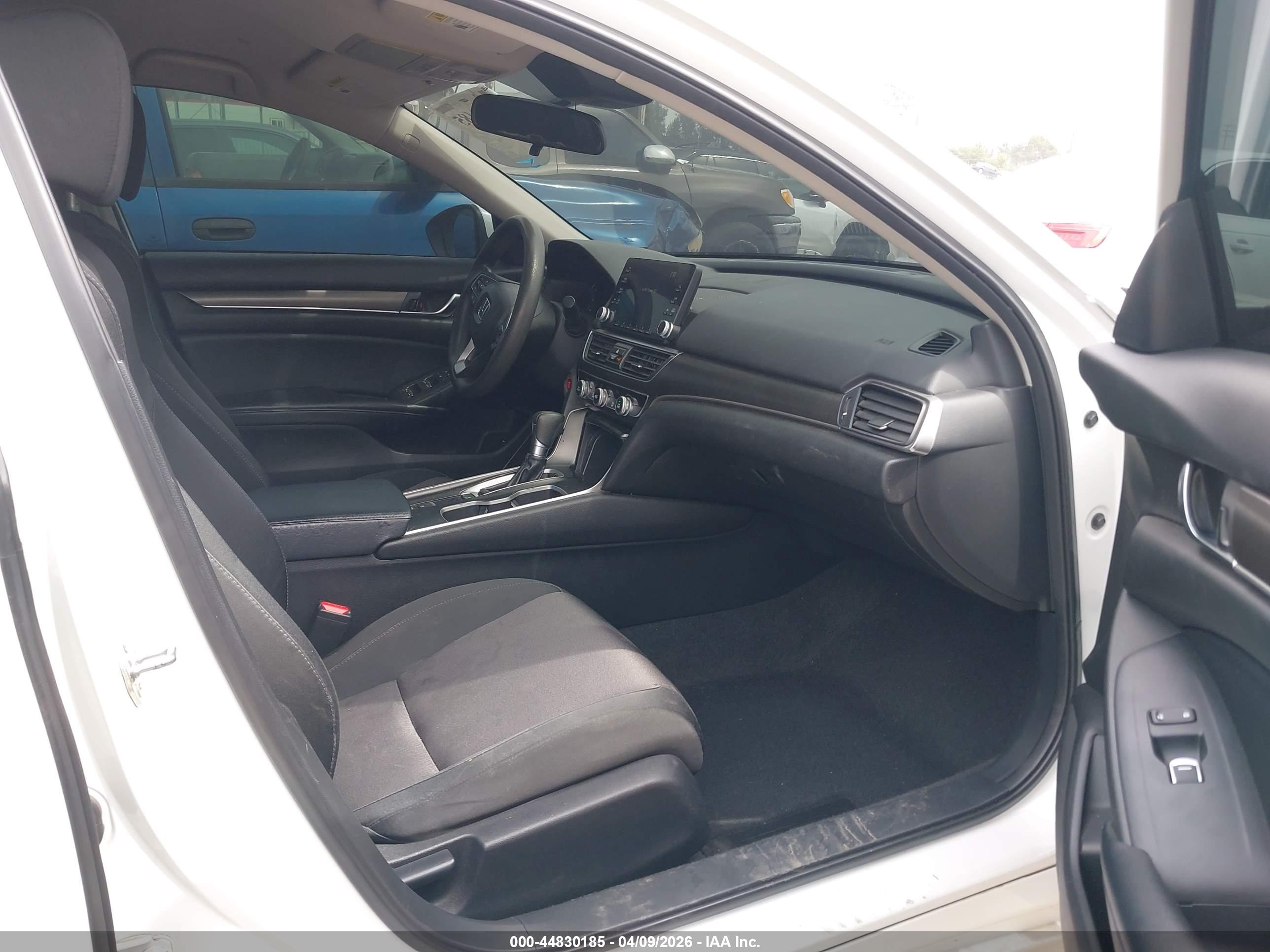 HONDA ACCORD image 5