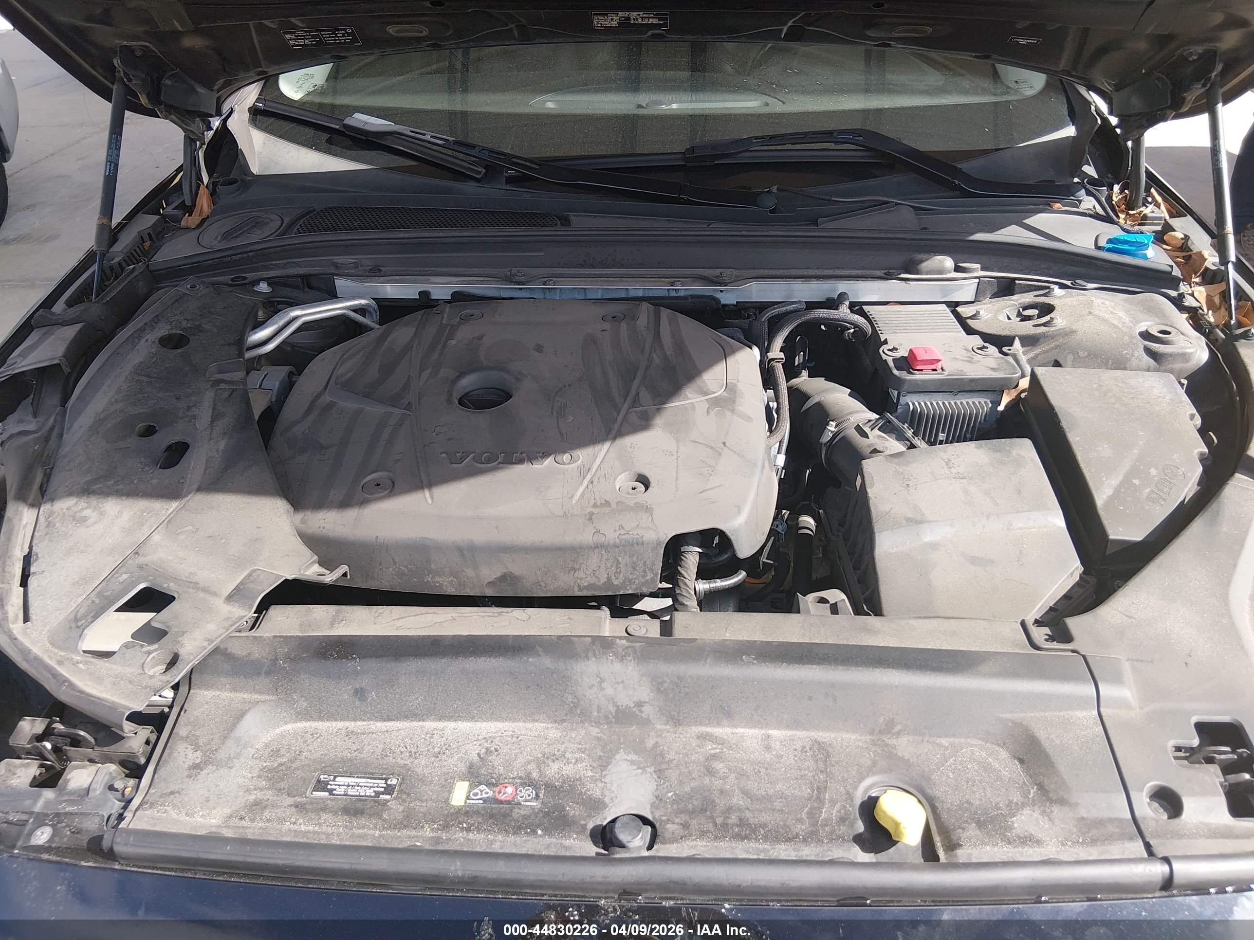 VOLVO S90 image 10