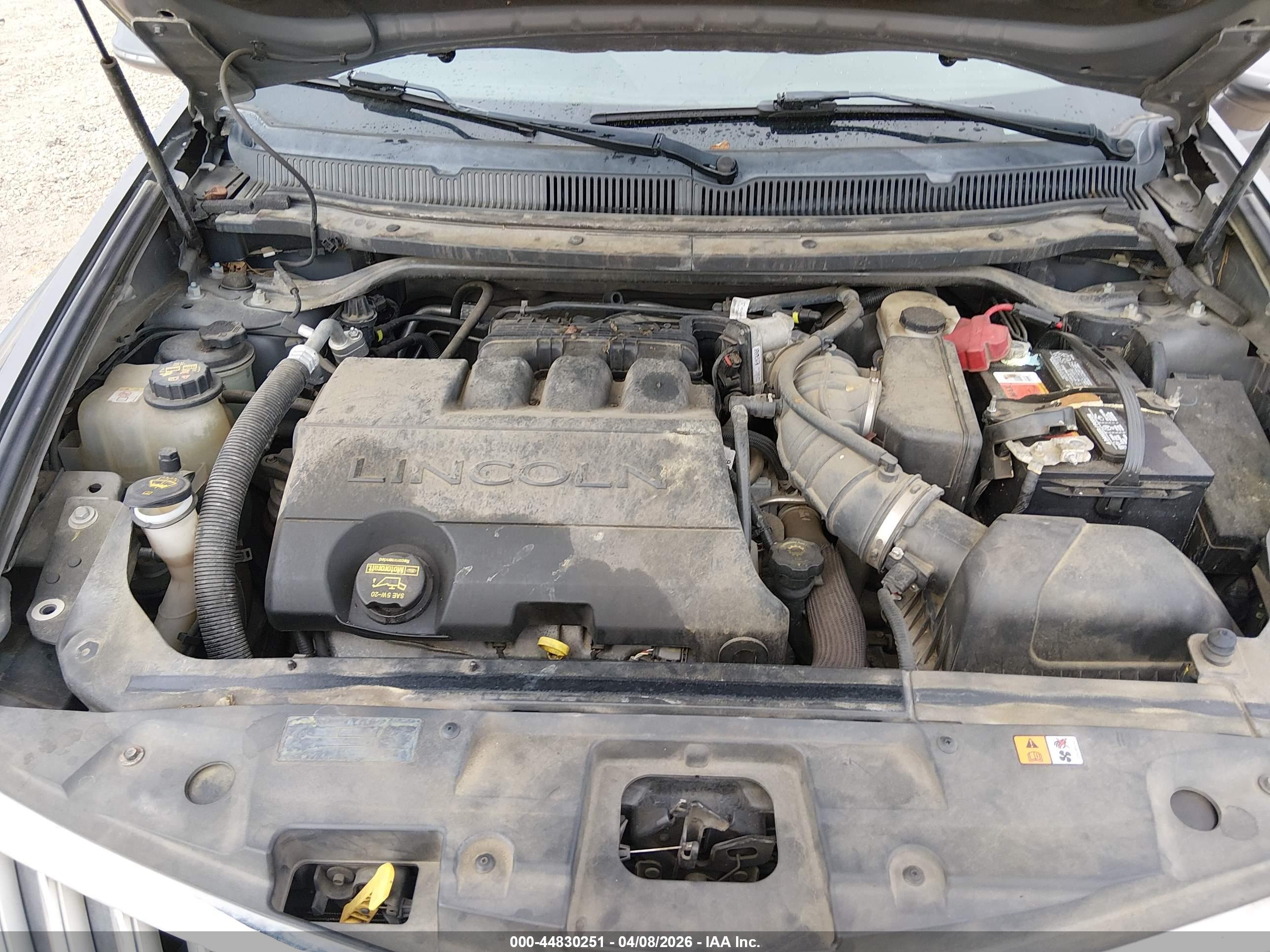 LINCOLN MKT image 10