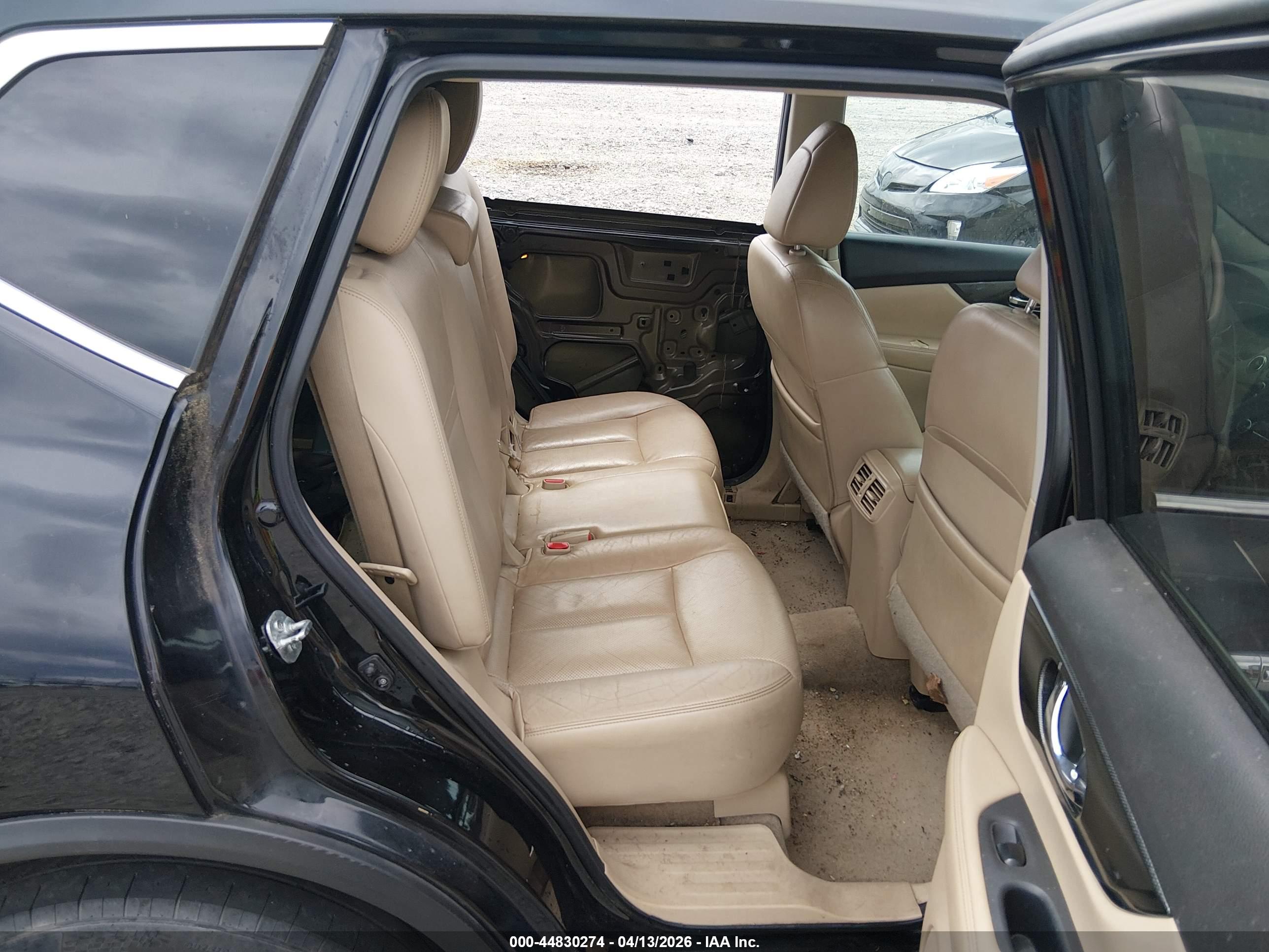 NISSAN ROGUE image 8