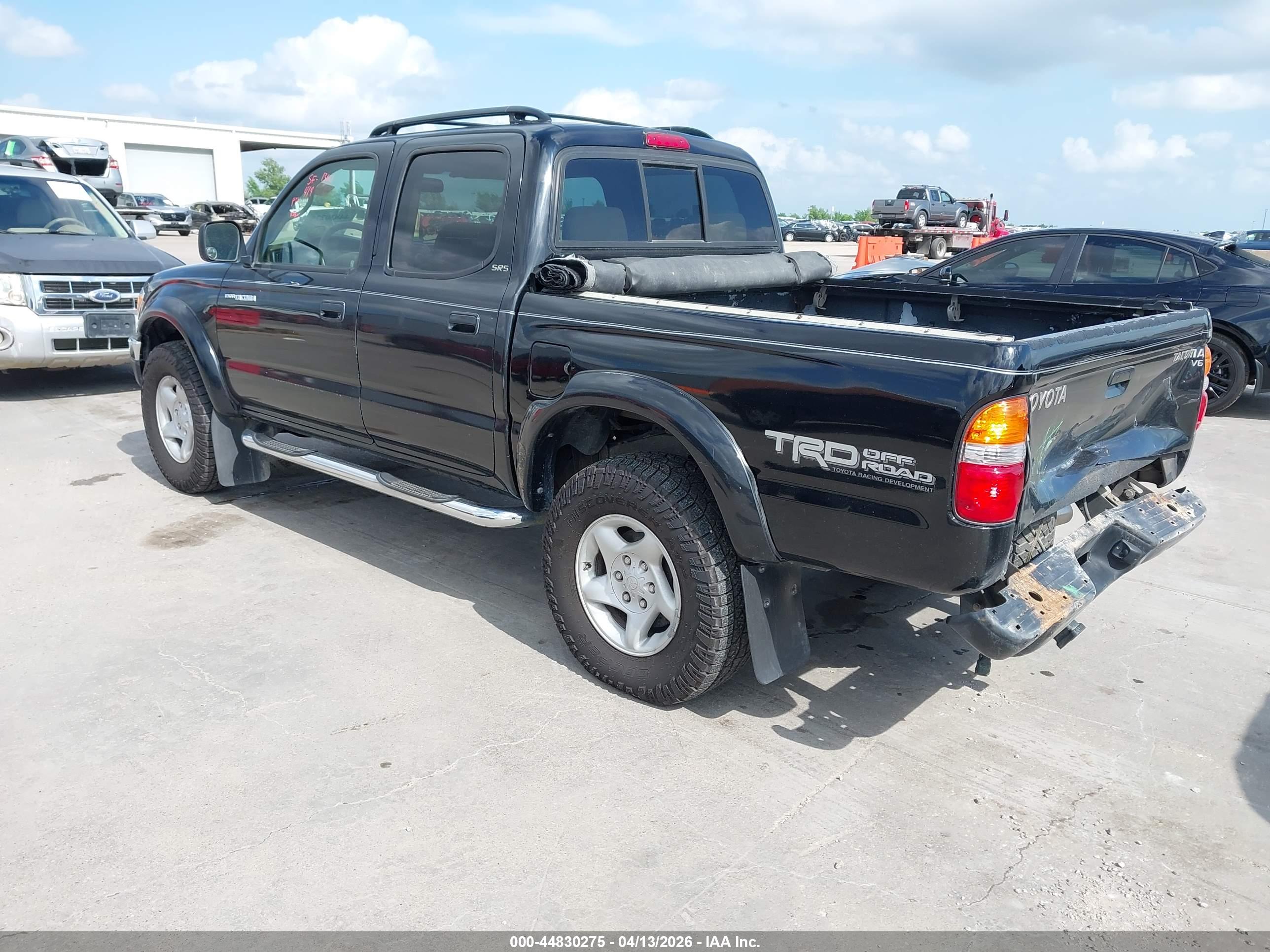 TOYOTA TACOMA image 3