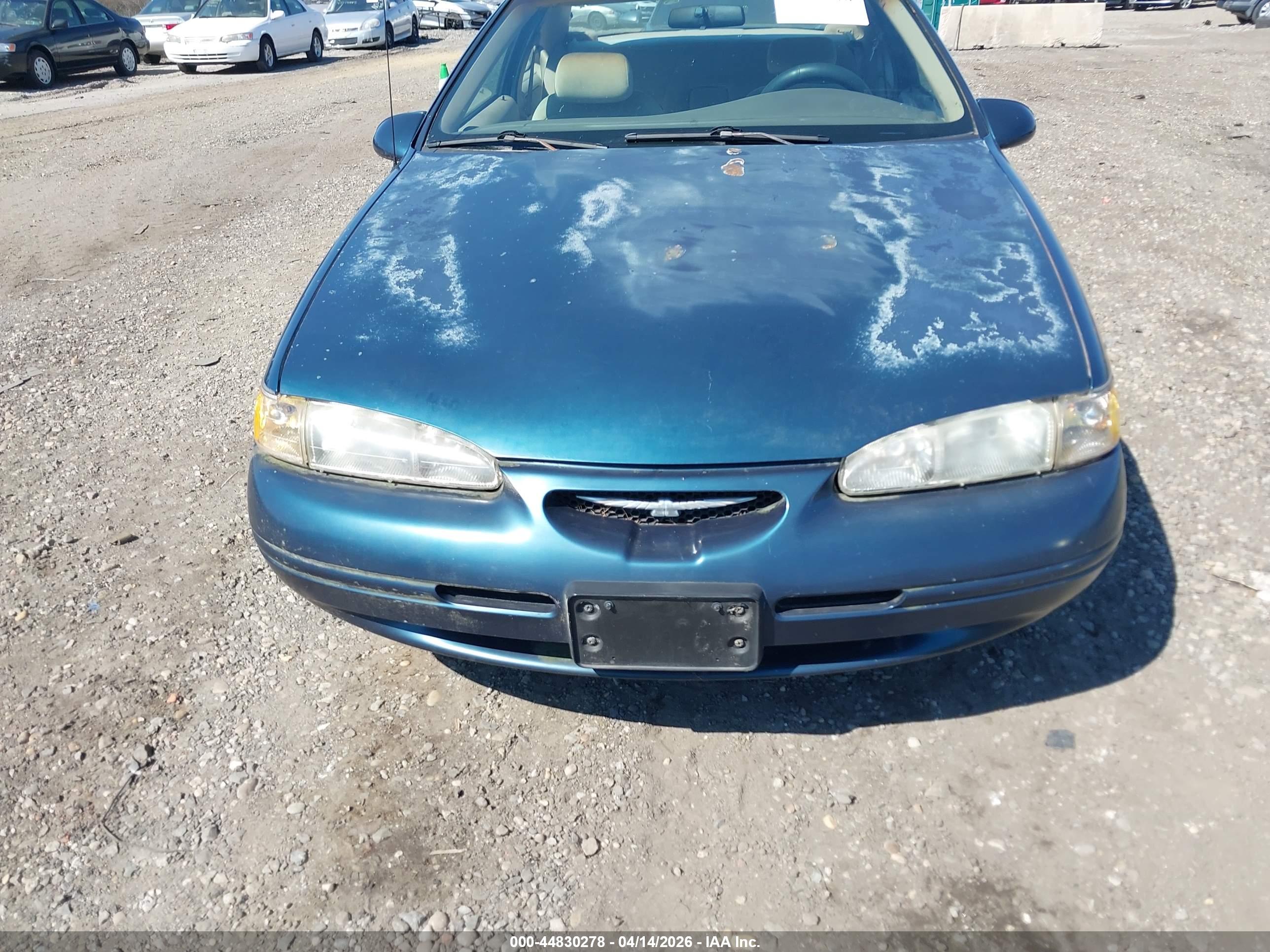 FORD THUNDERBIRD image 6
