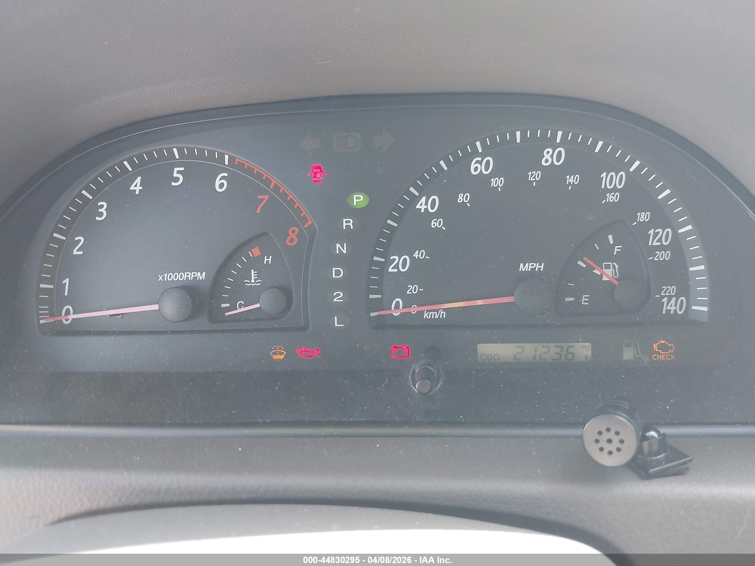 TOYOTA CAMRY image 7