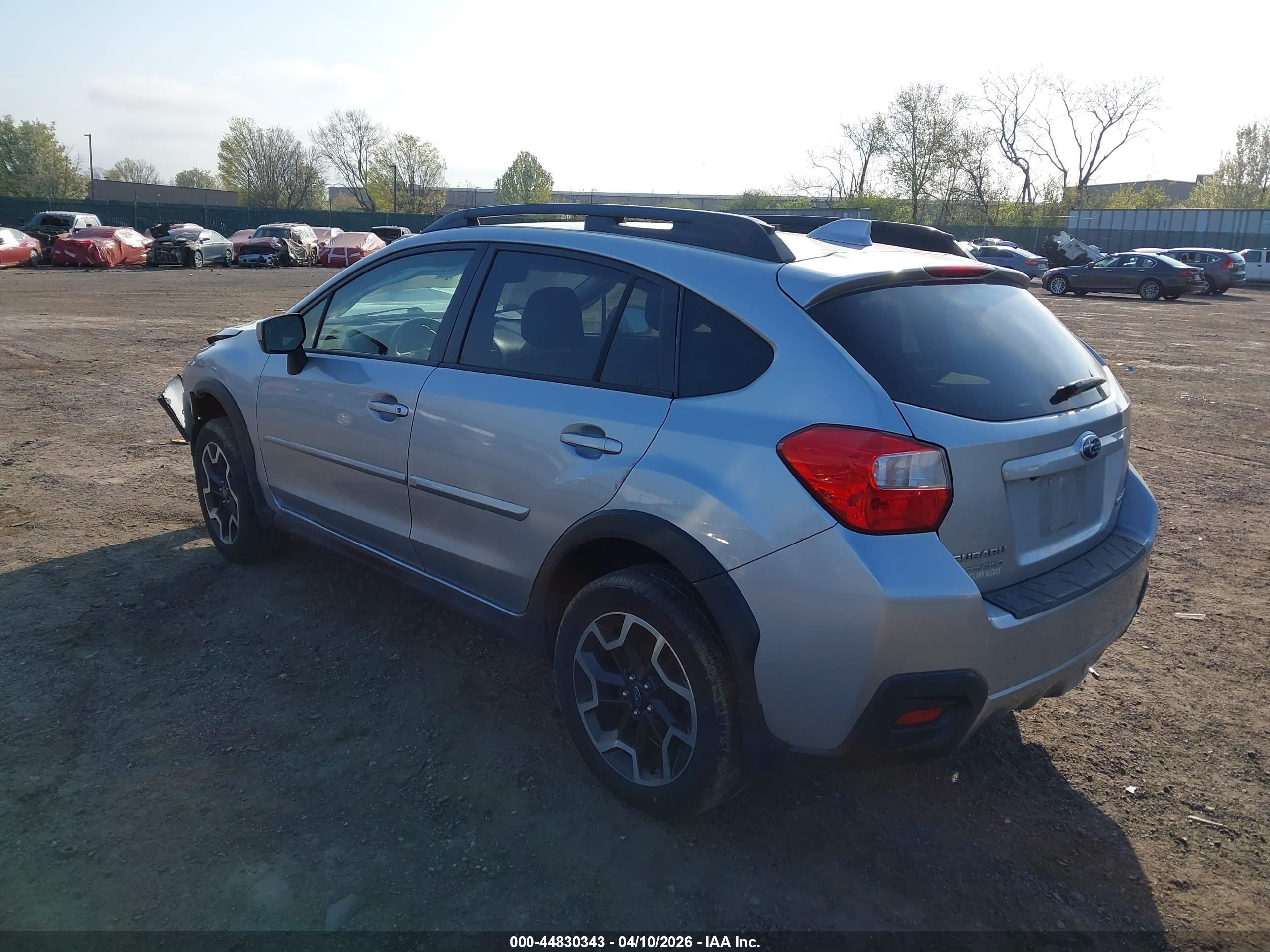 SUBARU CROSSTREK image 3