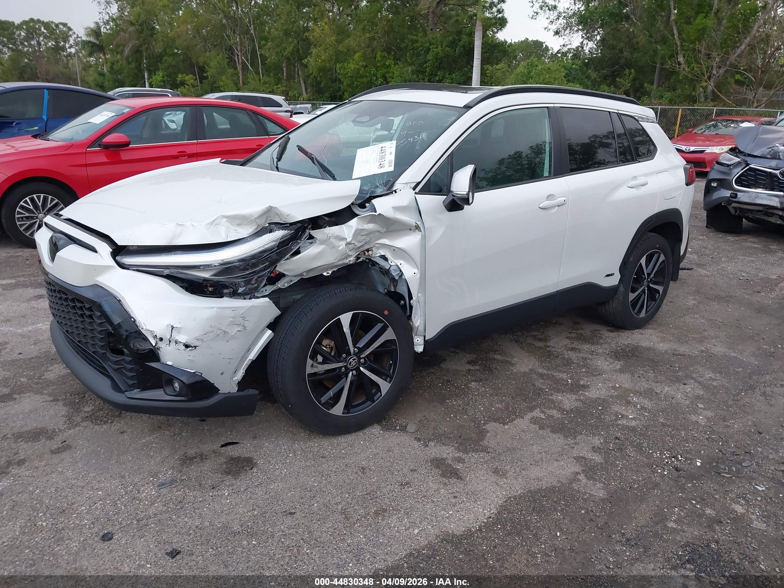 TOYOTA COROLLA image 2
