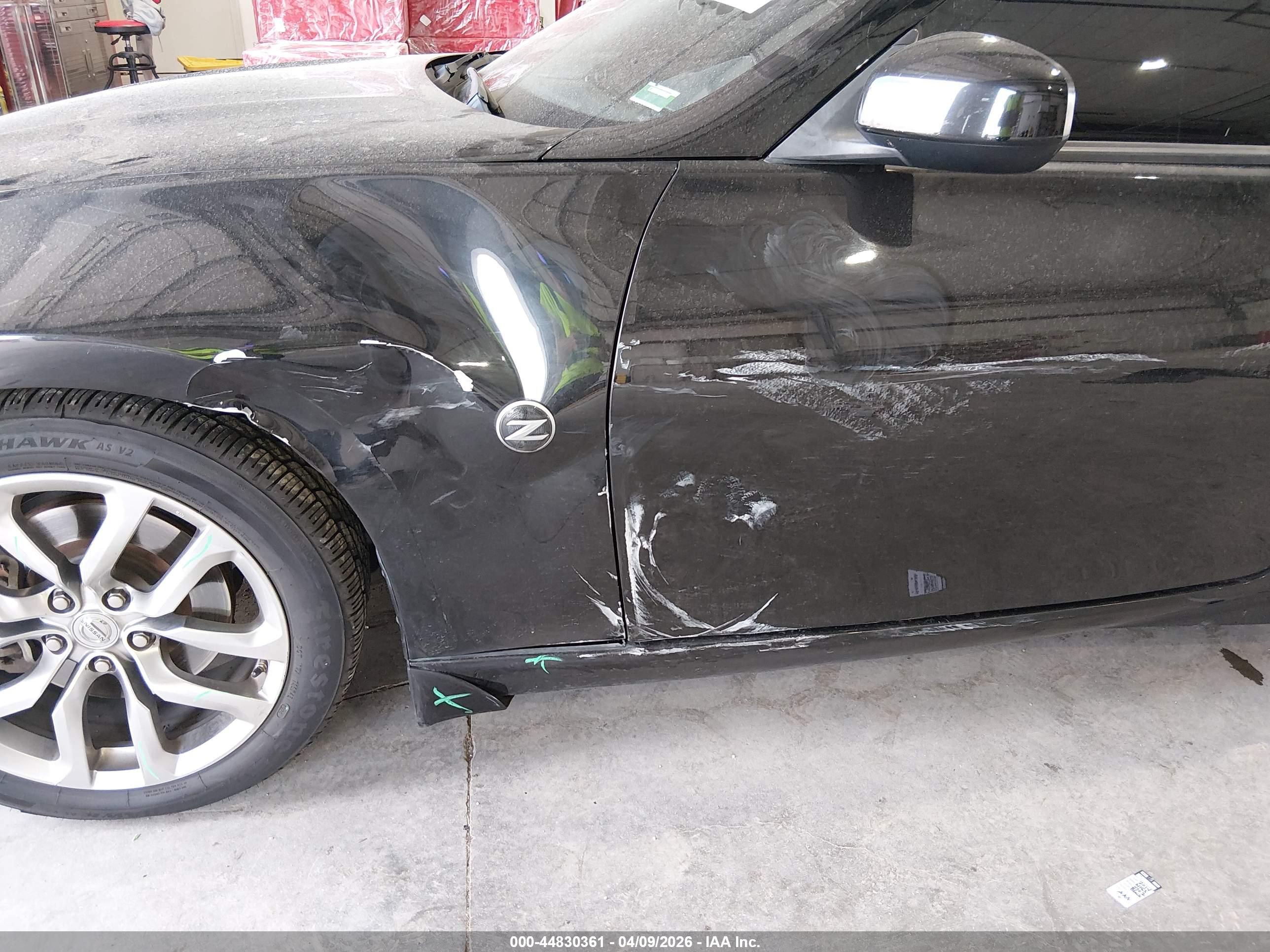 NISSAN 370Z image 6