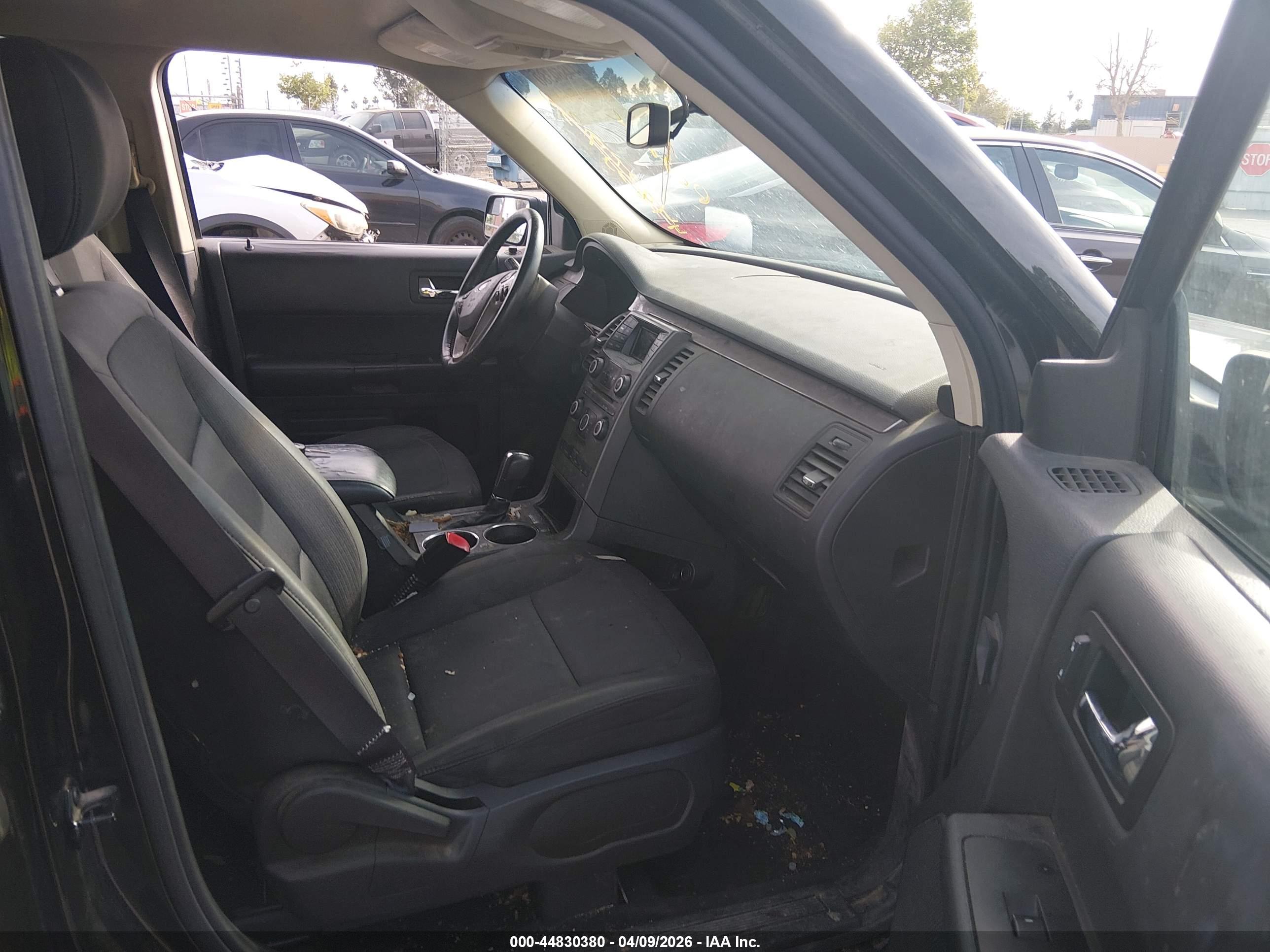 FORD FLEX image 5