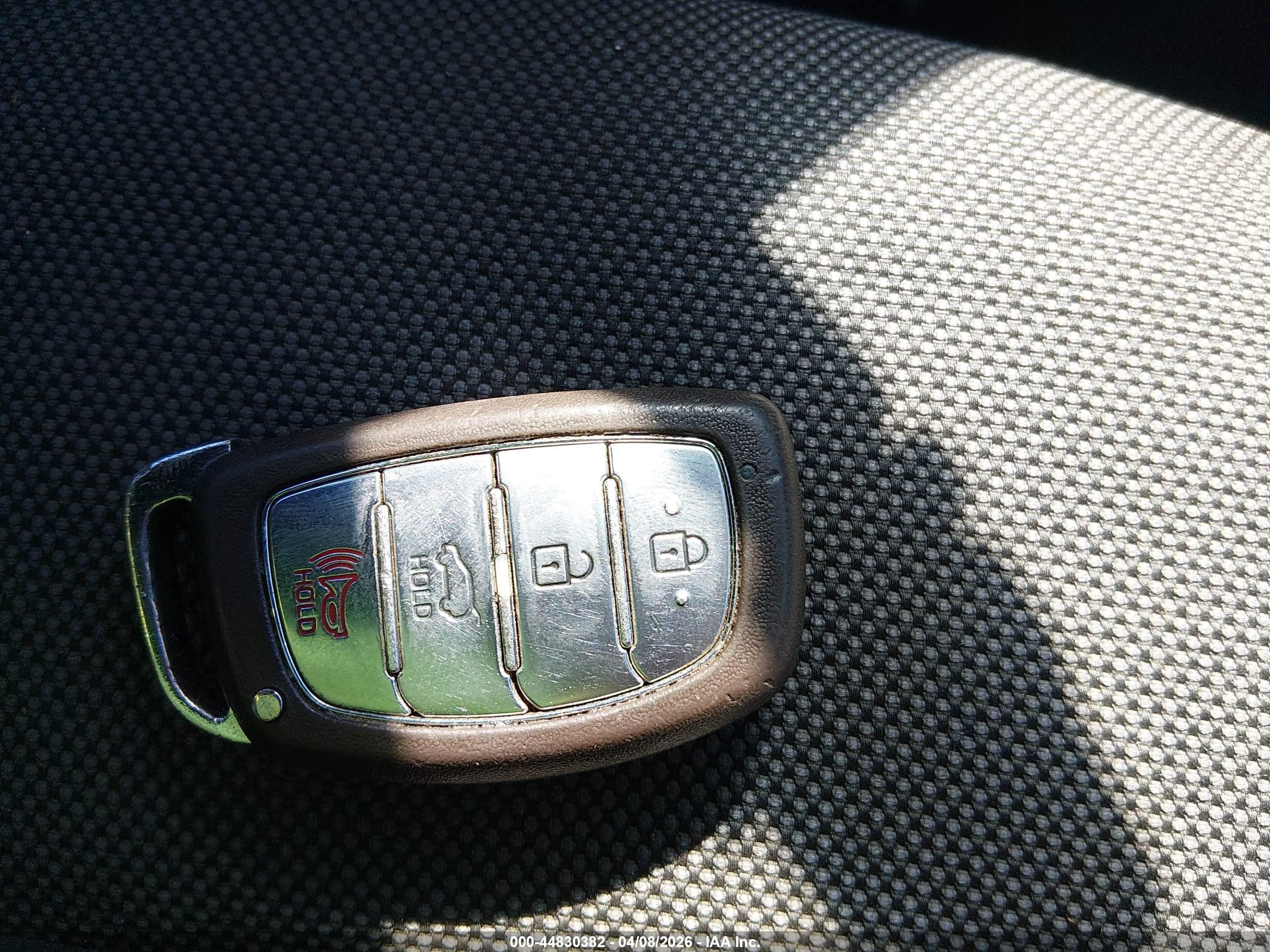 HYUNDAI IONIQ image 11