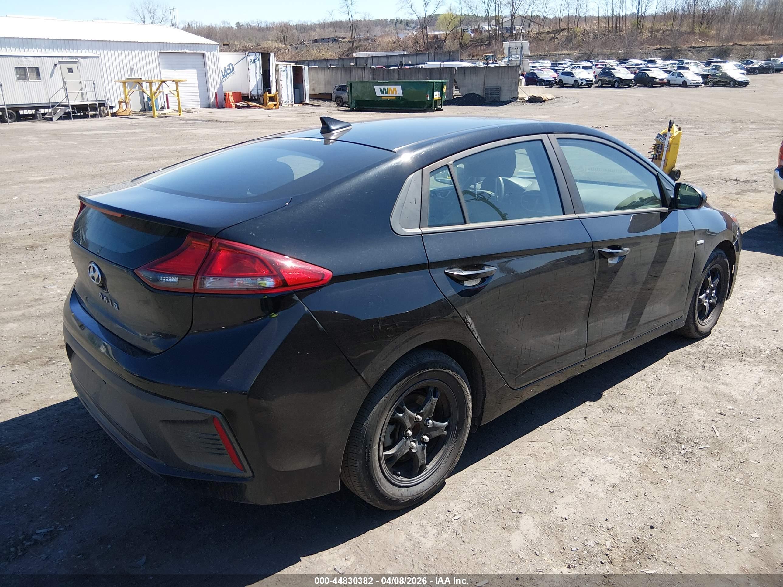 HYUNDAI IONIQ image 4