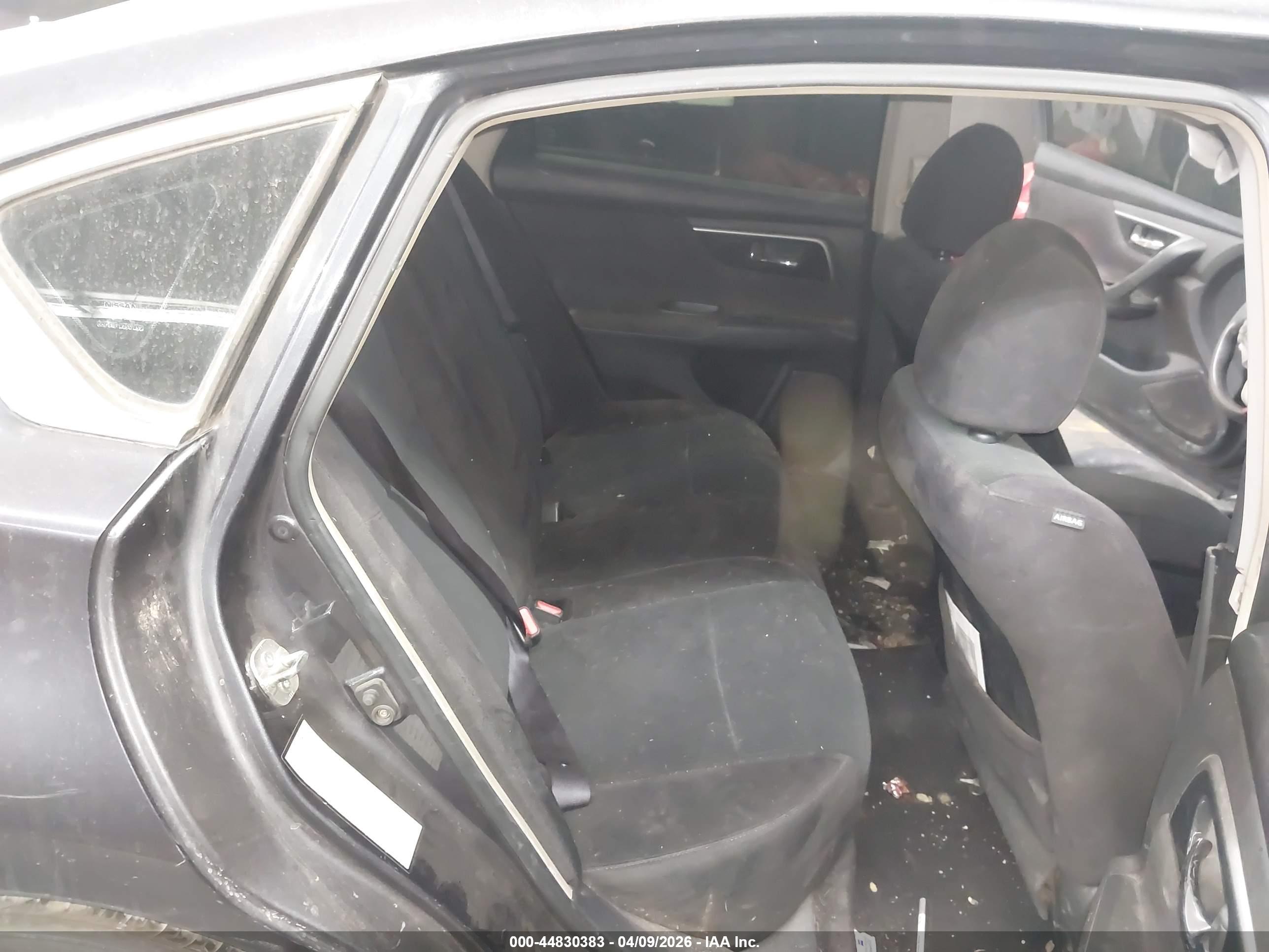 NISSAN ALTIMA image 8
