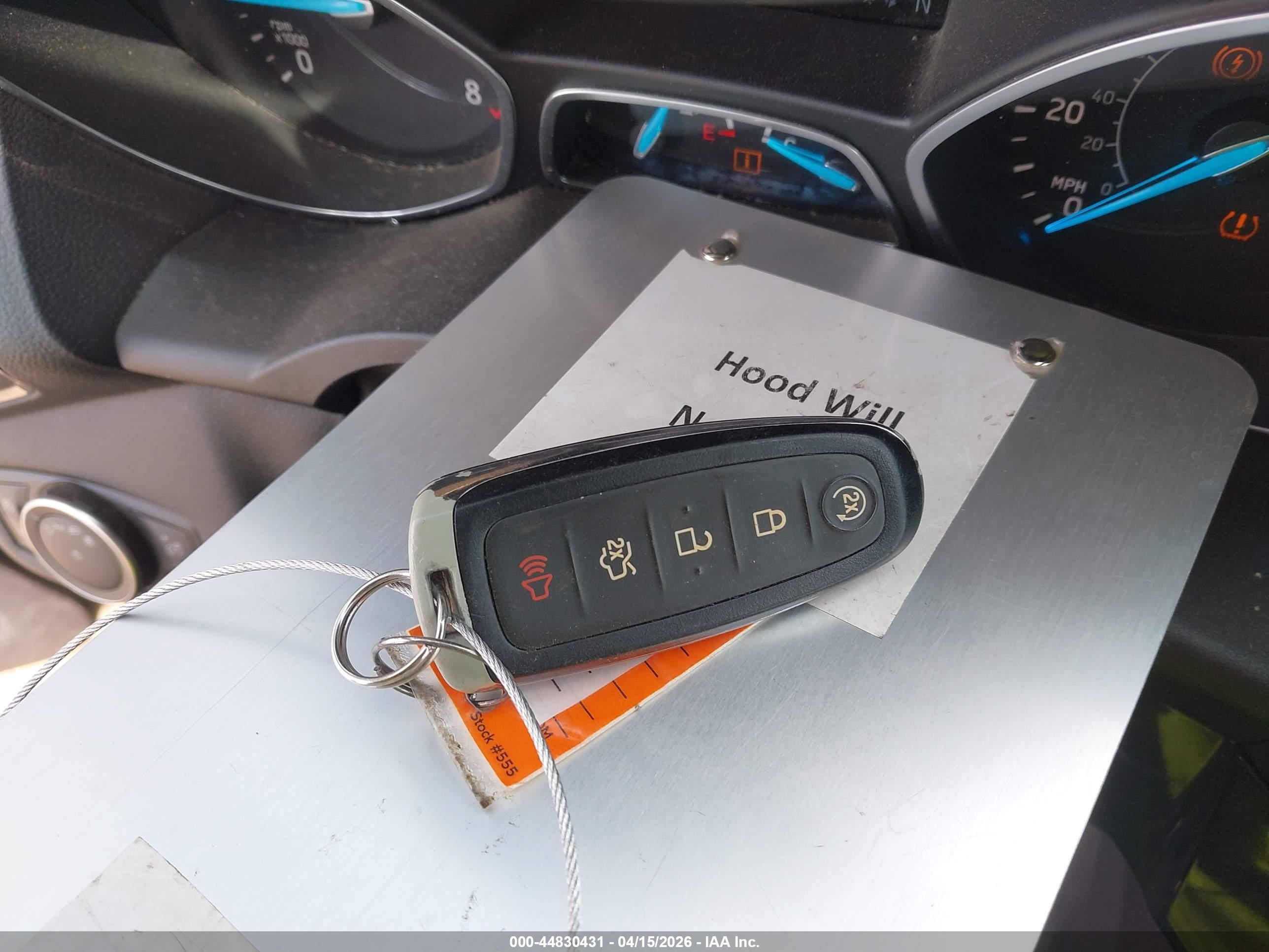 FORD ESCAPE image 11