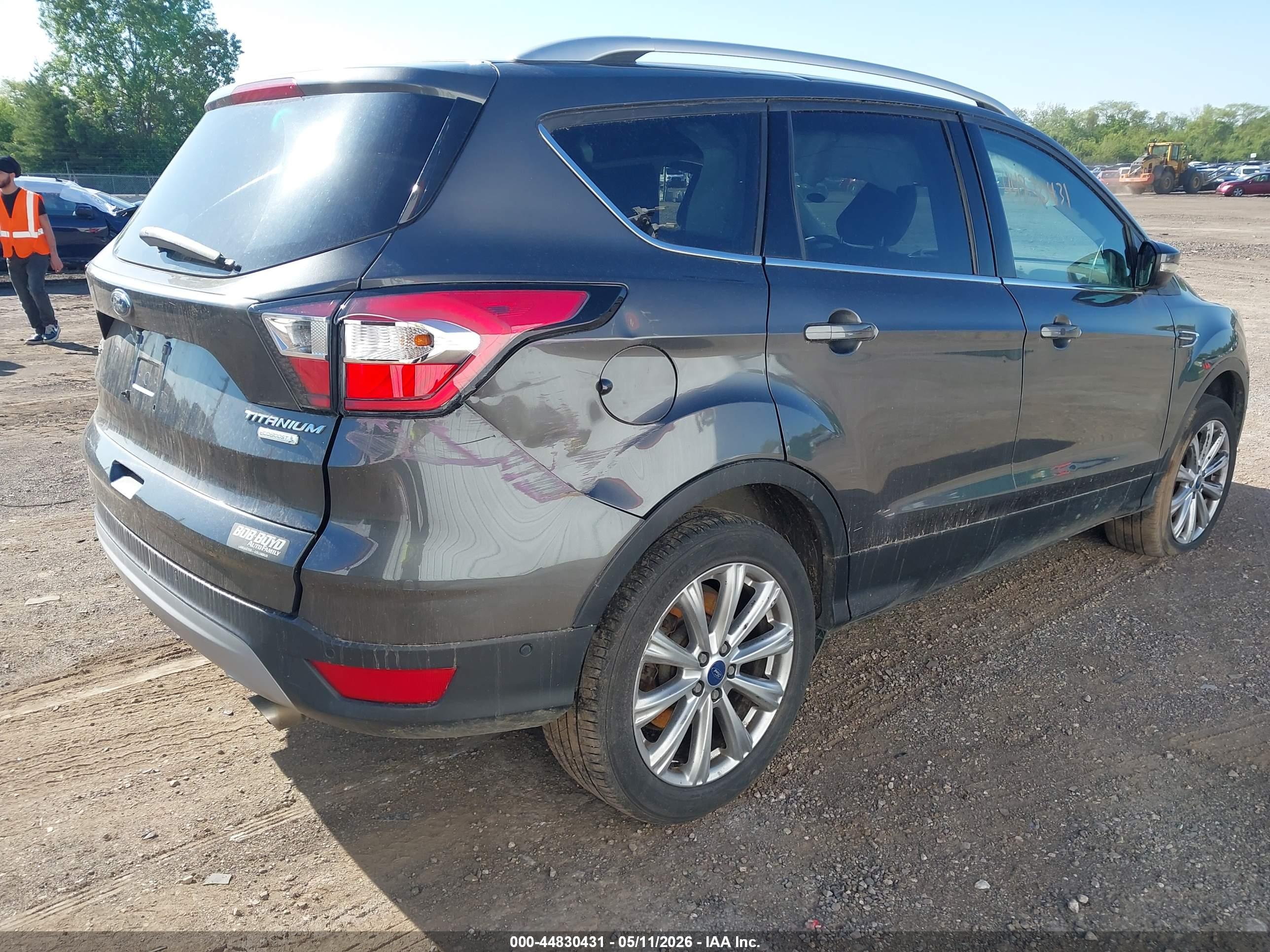 FORD ESCAPE image 4